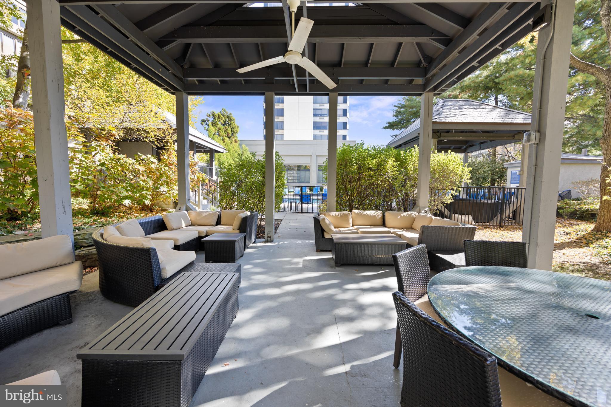 2001 HAMILTON ST #1409