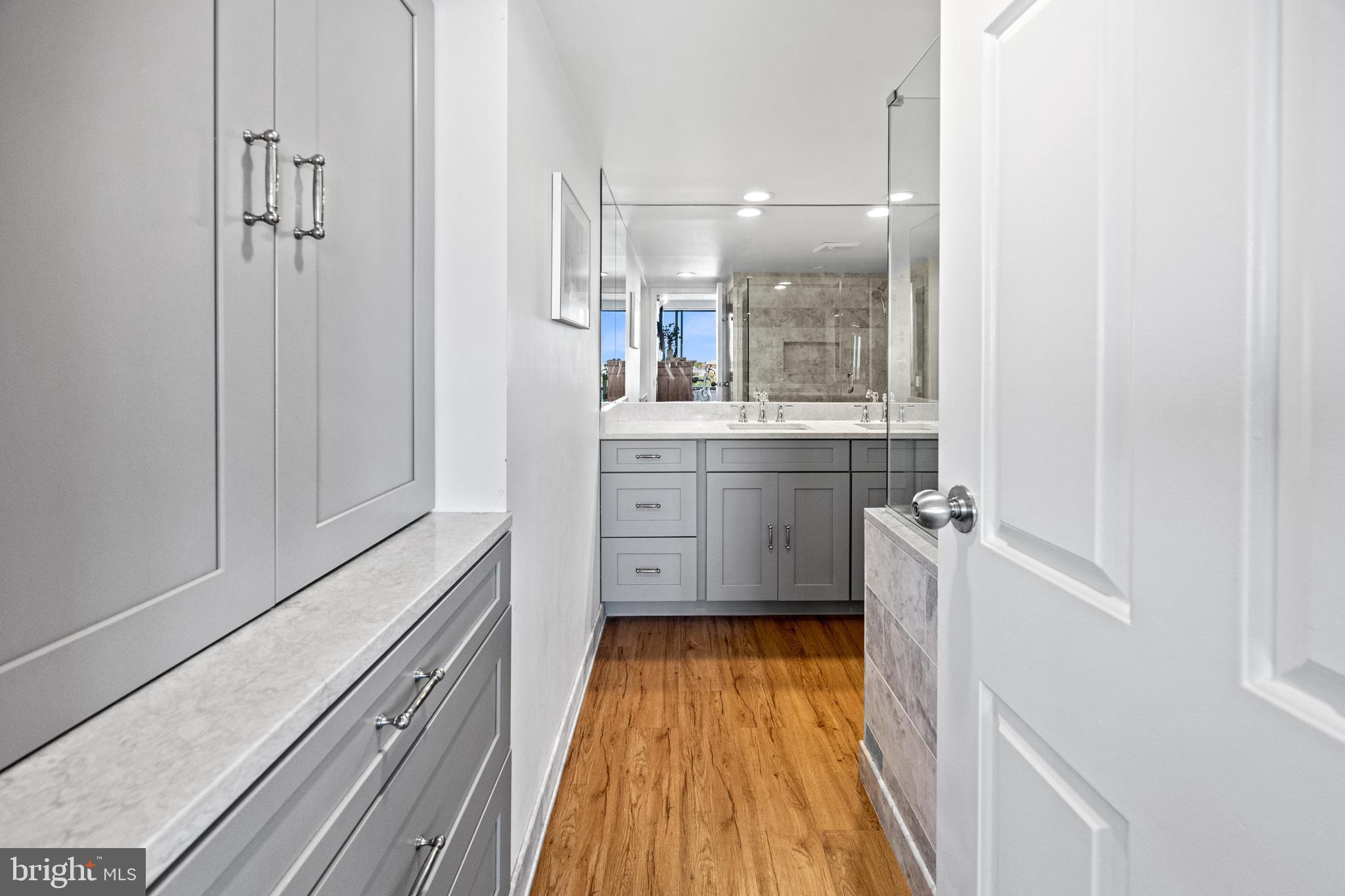 2001 HAMILTON ST #1409