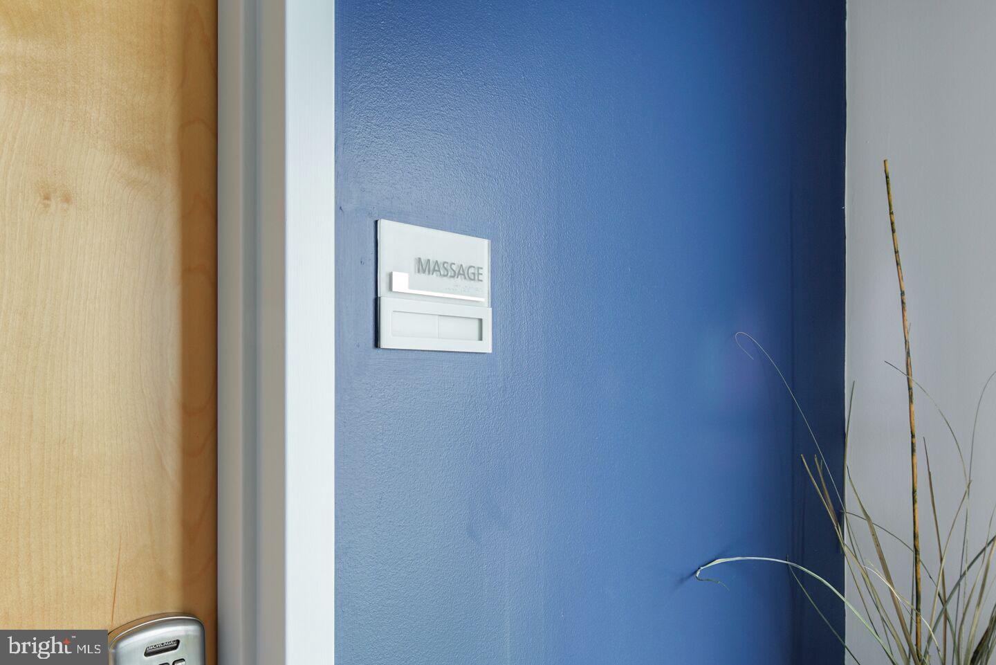 901 N Penn St #P2001