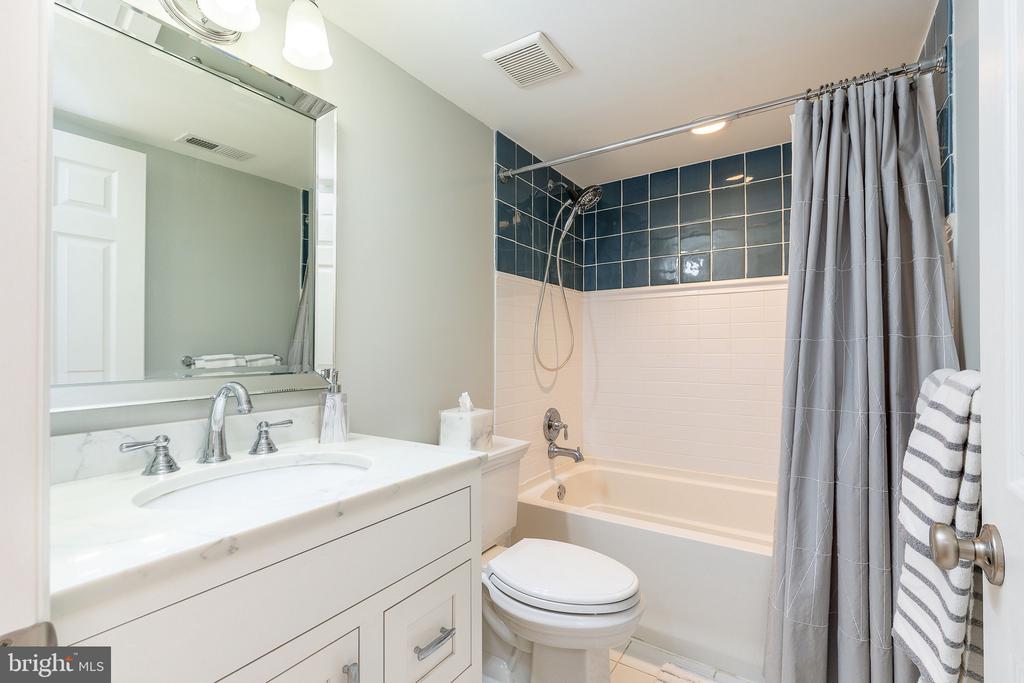 1730 Lombard St