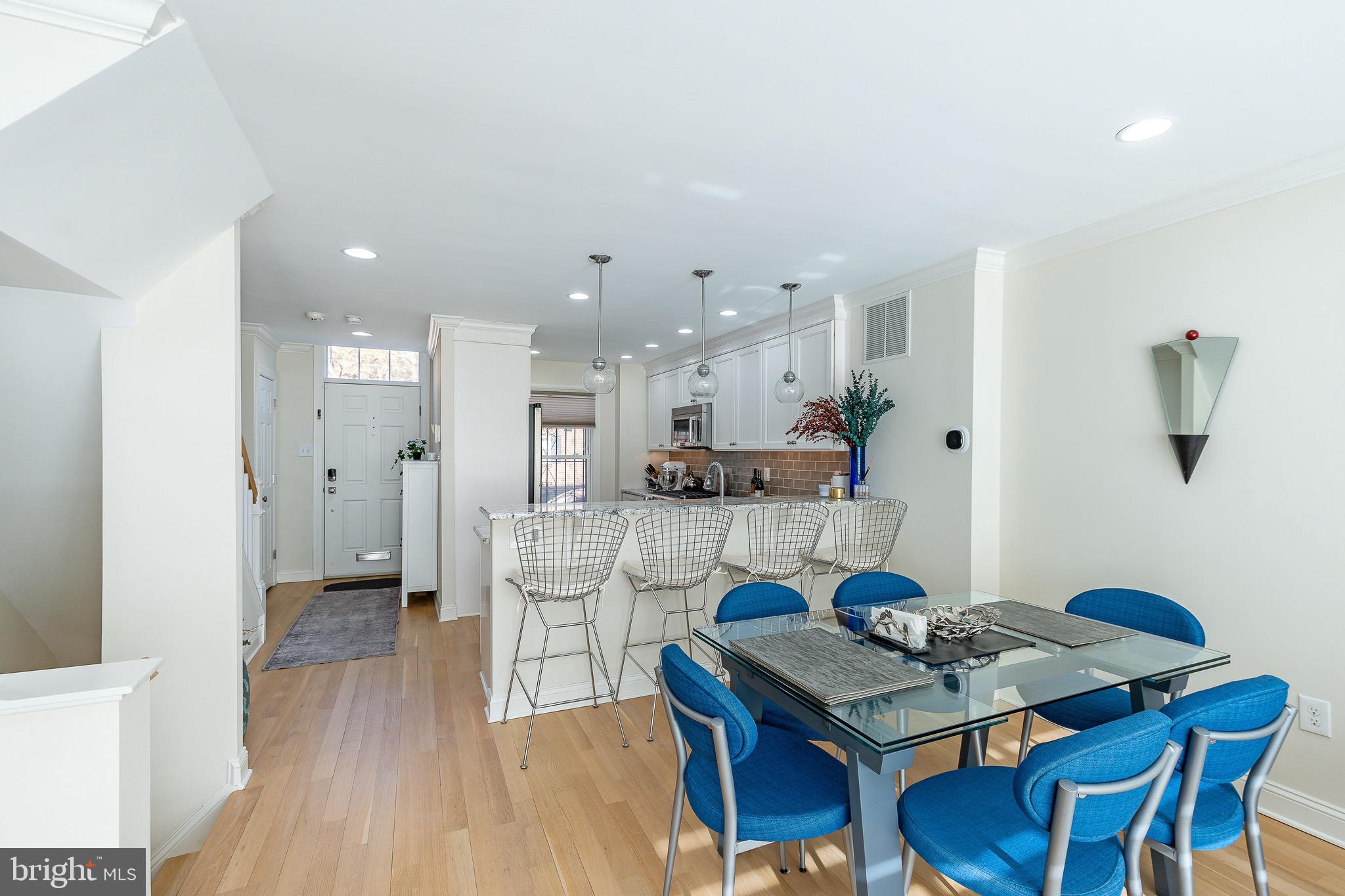 1730 Lombard St