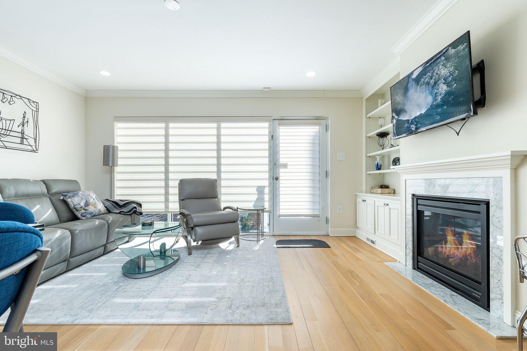 1730 Lombard St