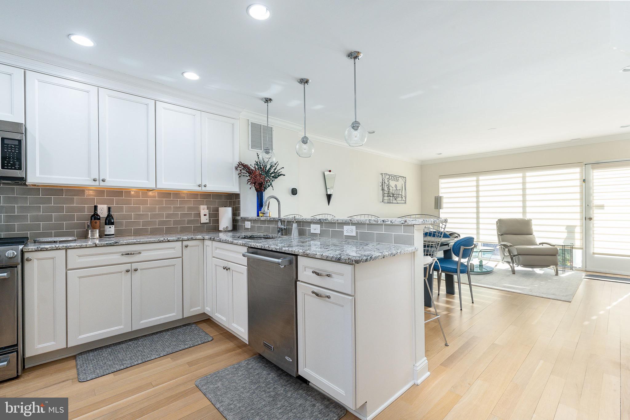 1730 Lombard St