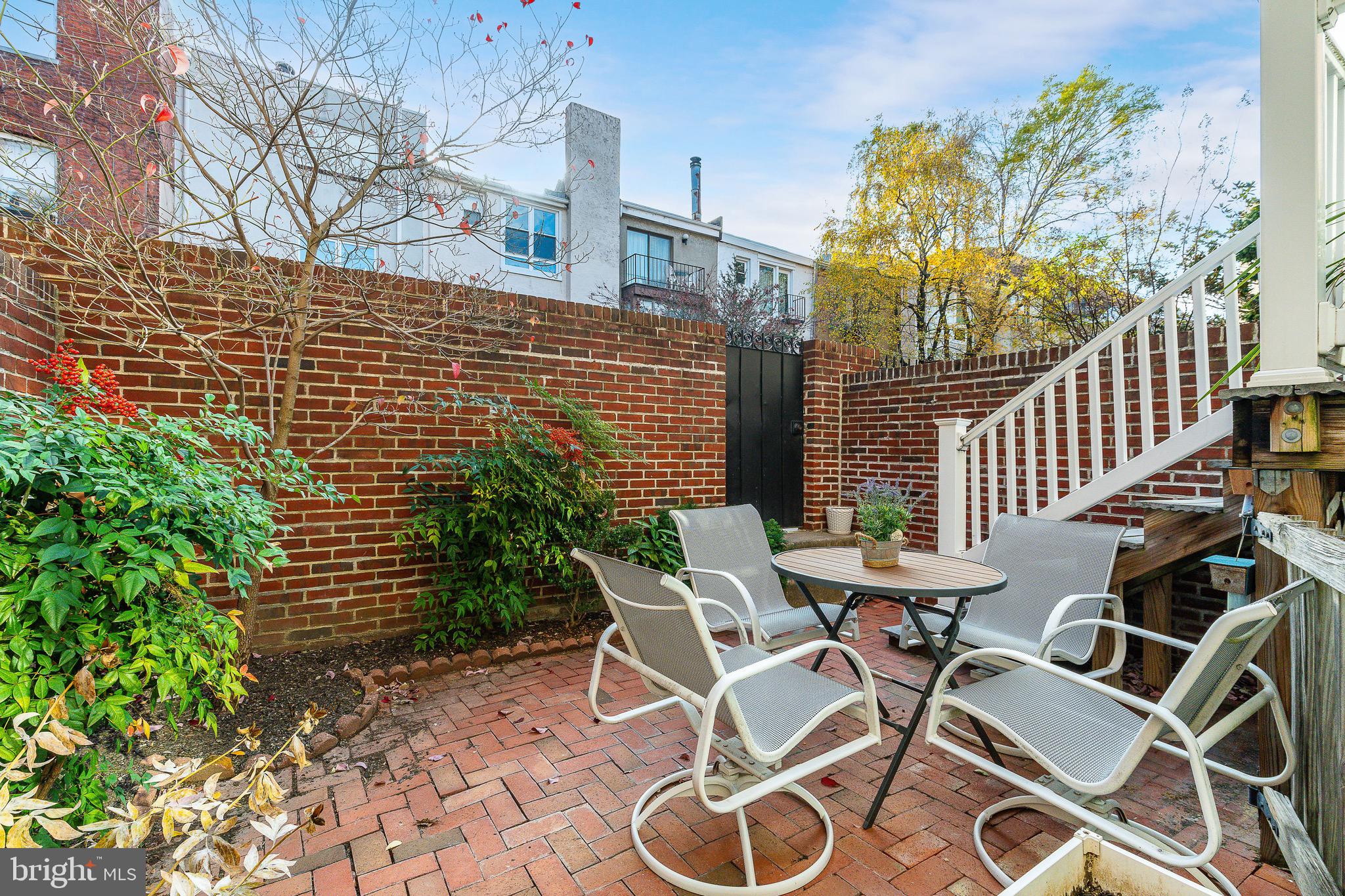 1730 Lombard St
