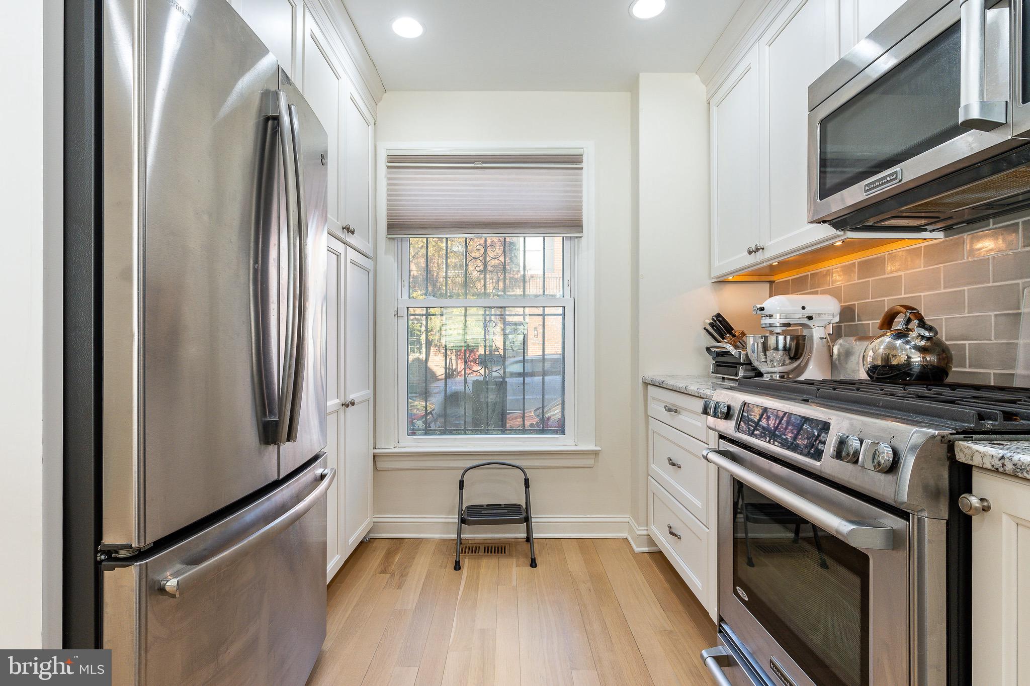 1730 Lombard St