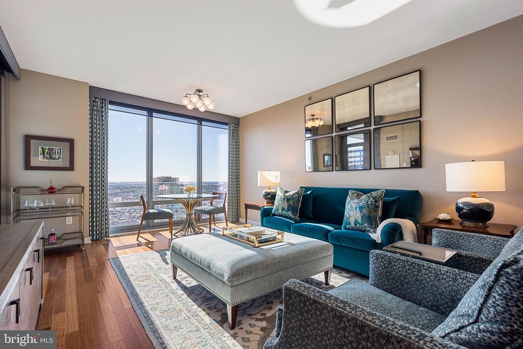2101 Market St #3505