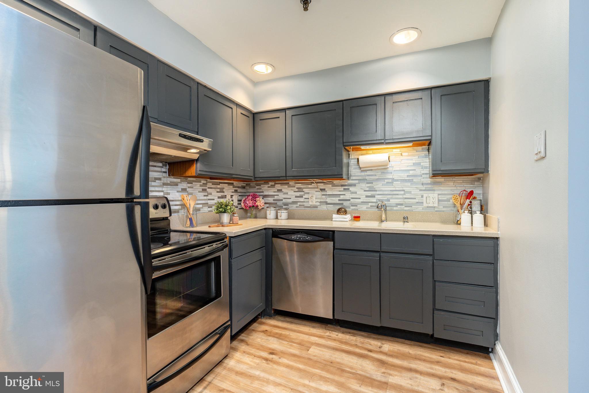 101-11 Arch St #1j