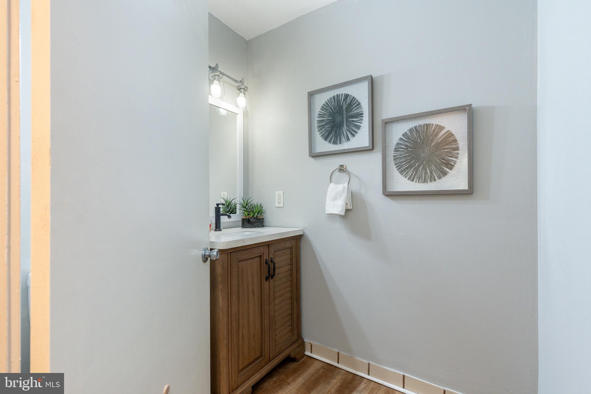 101-11 Arch St #1j