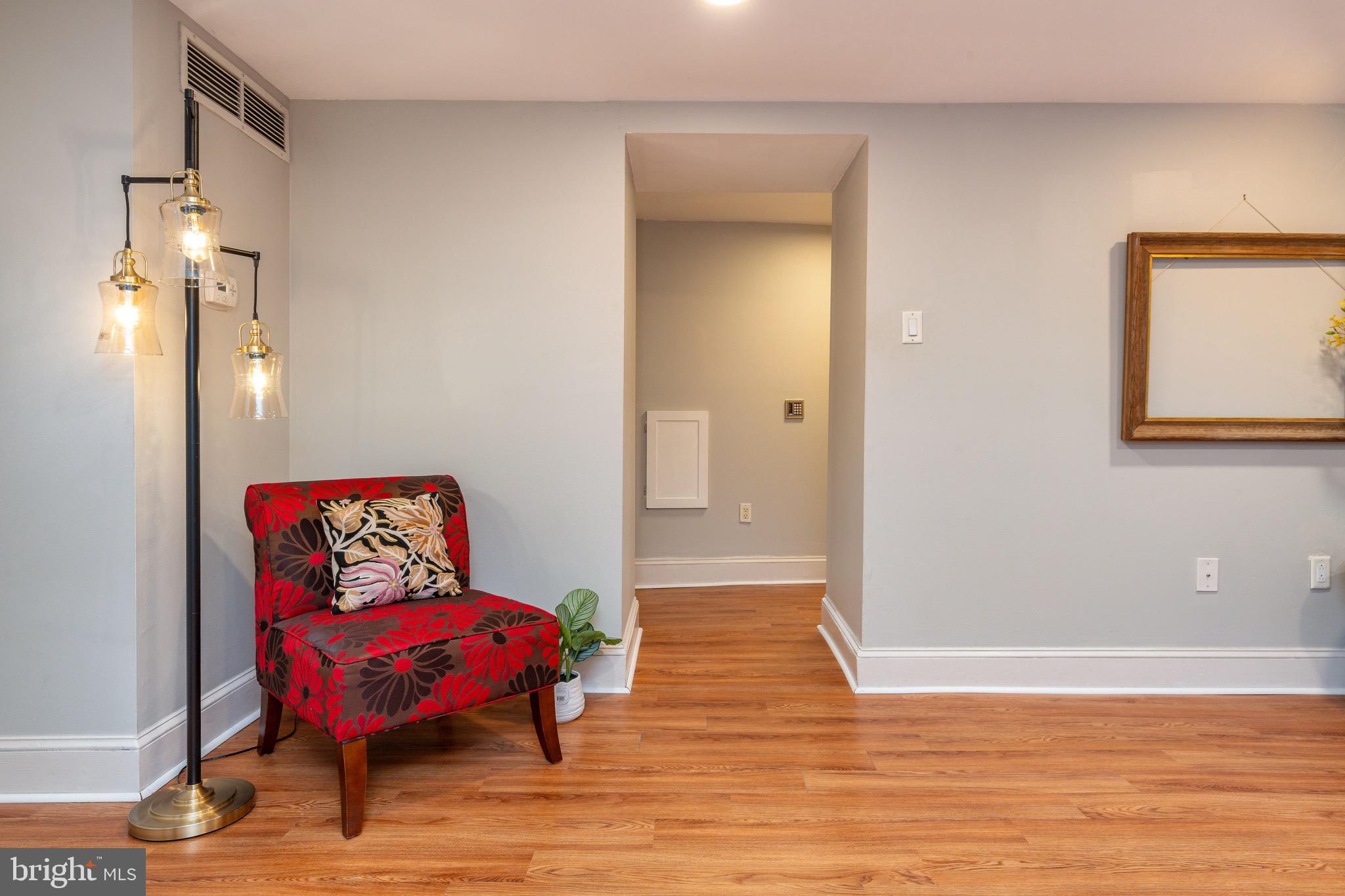 101-11 Arch St #1j