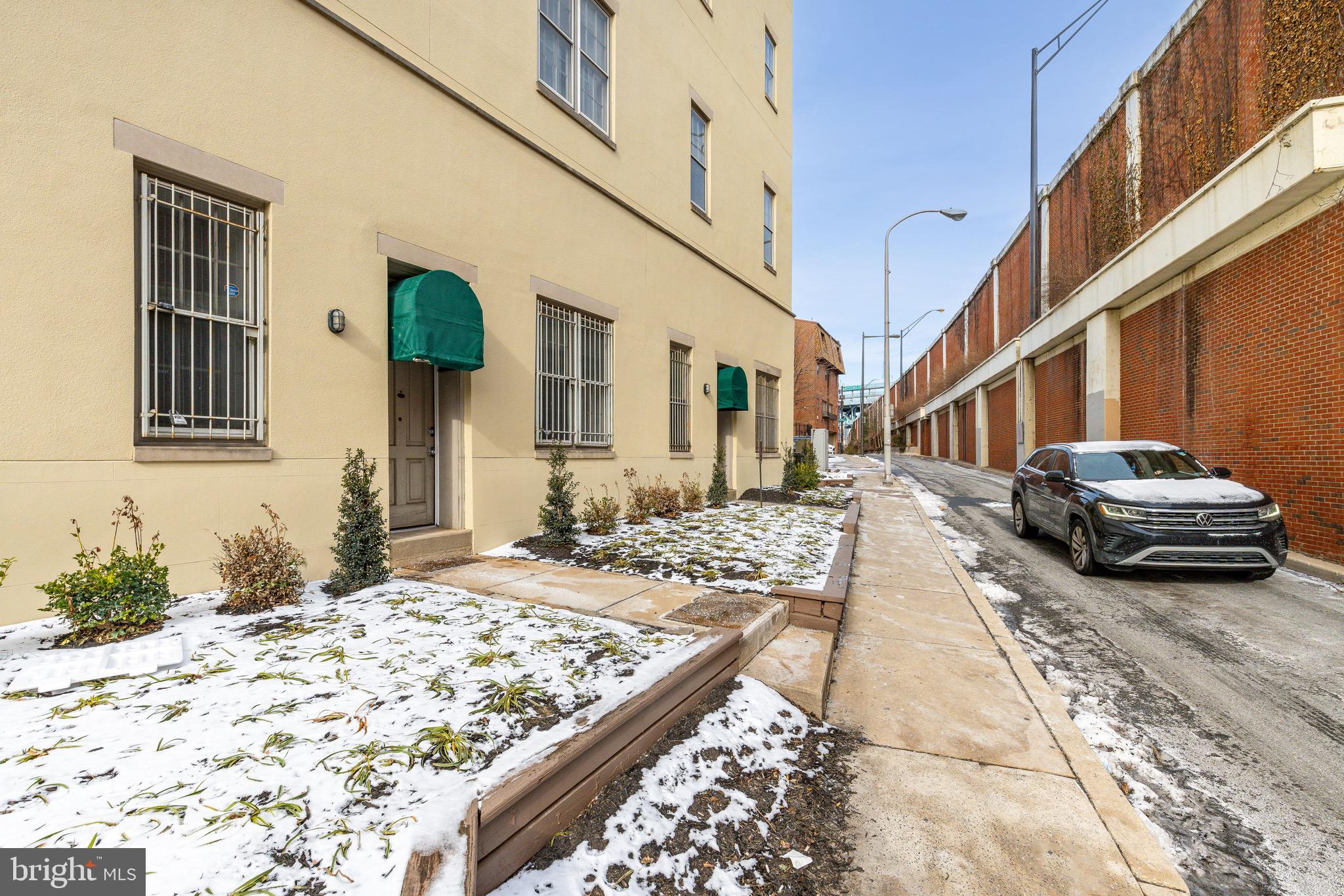 101-11 Arch St #1j