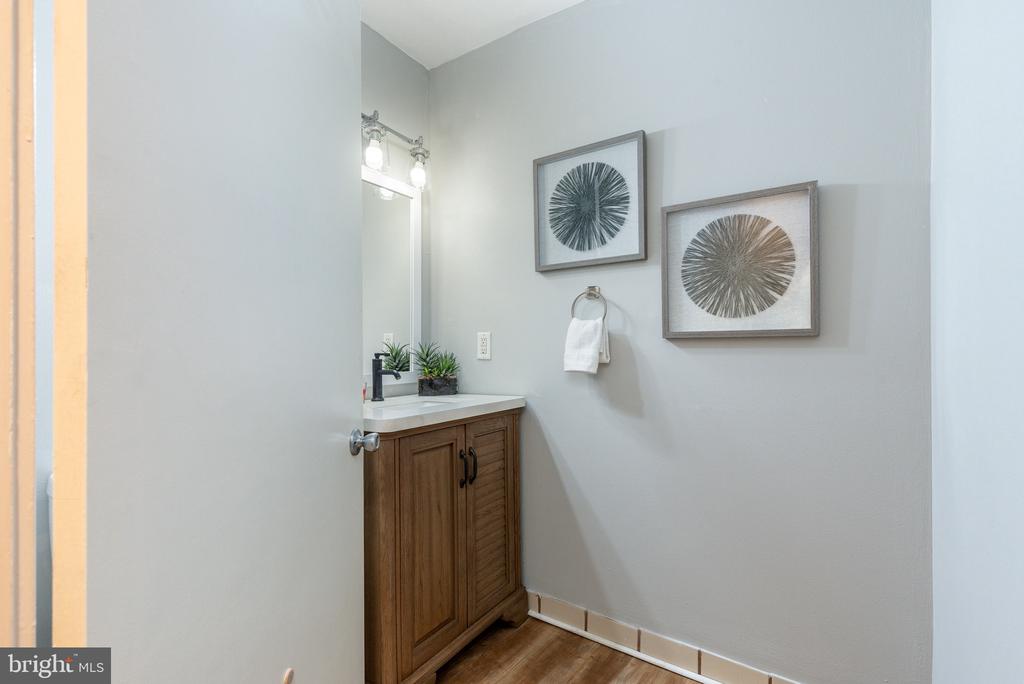 101-11 Arch St #1j