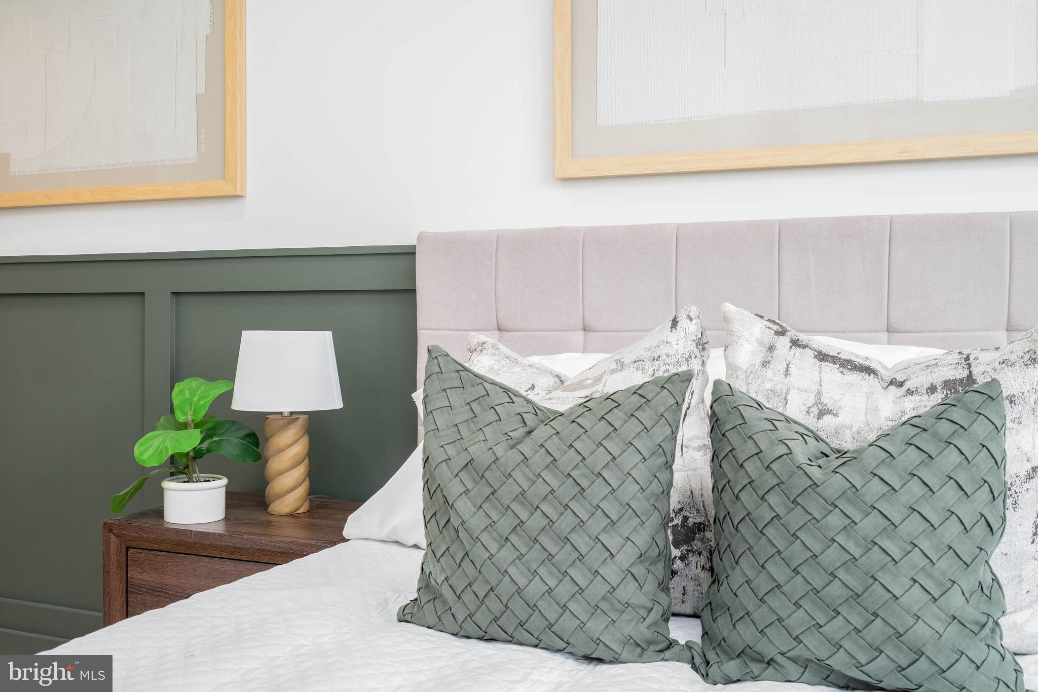 1623 Christian St #3