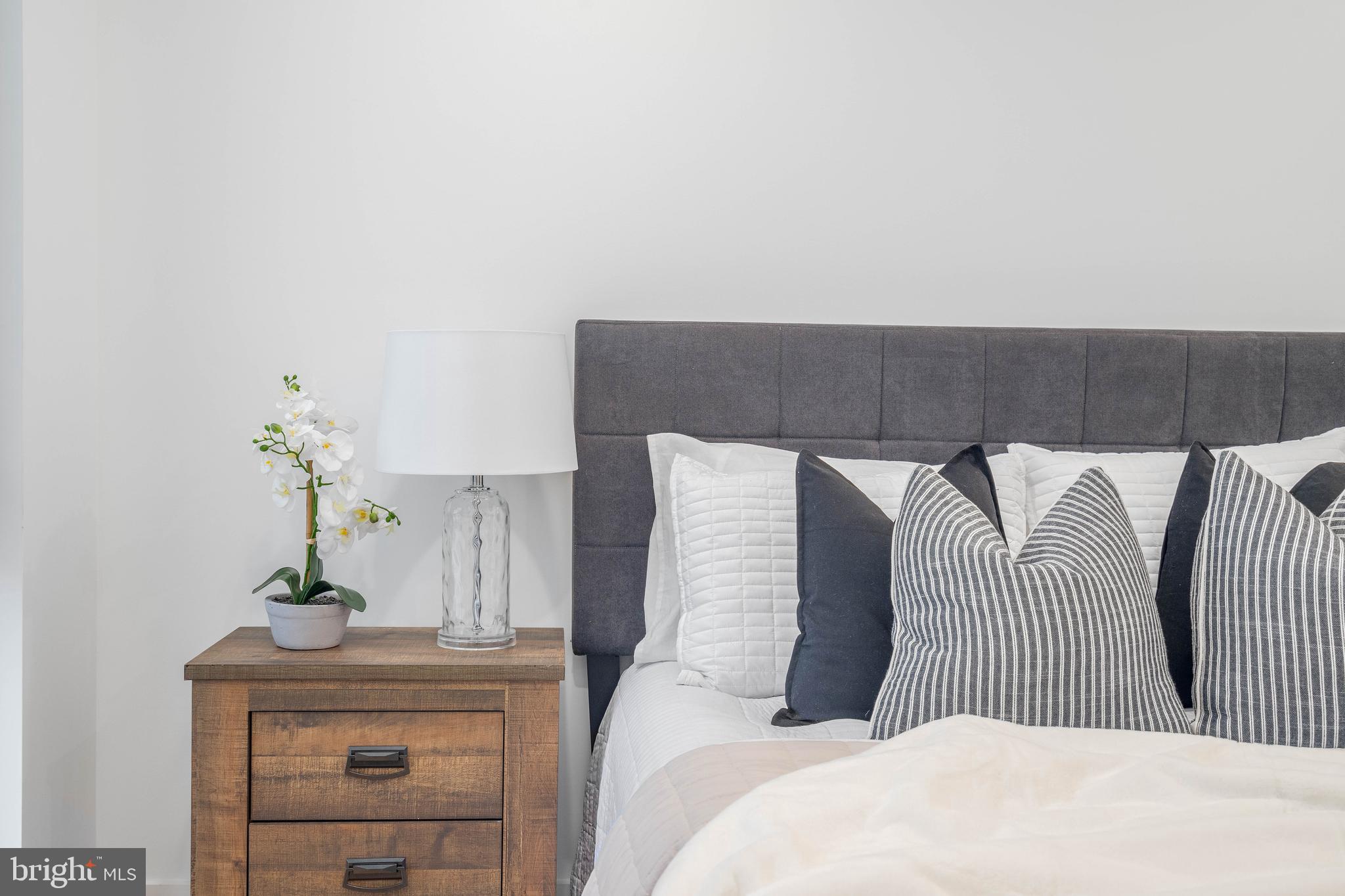 1623 Christian St #3