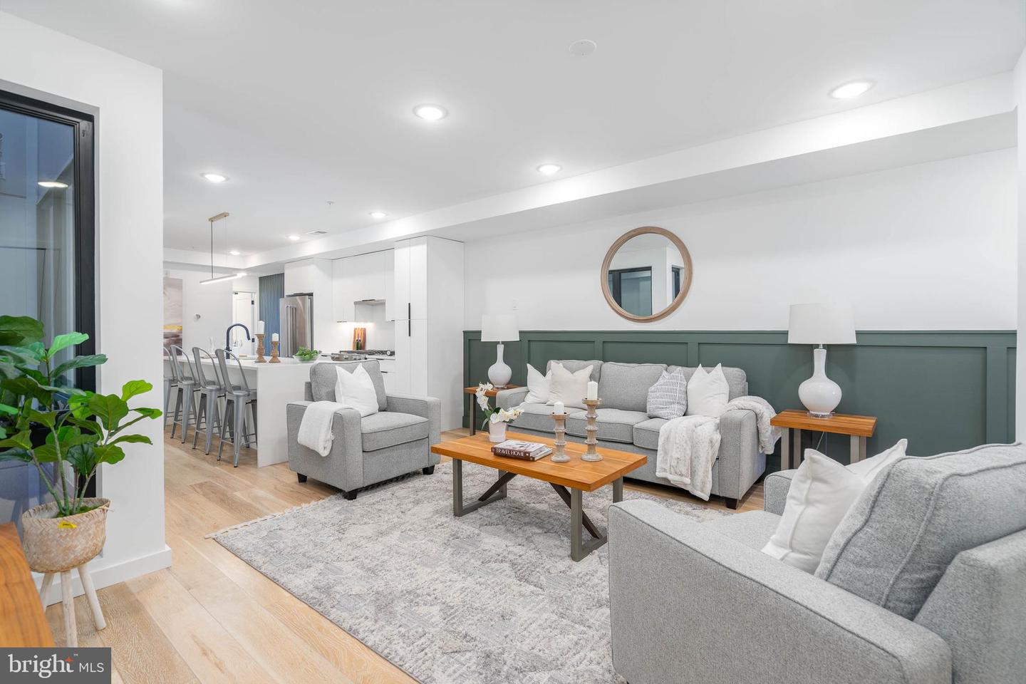 1623 Christian St #3