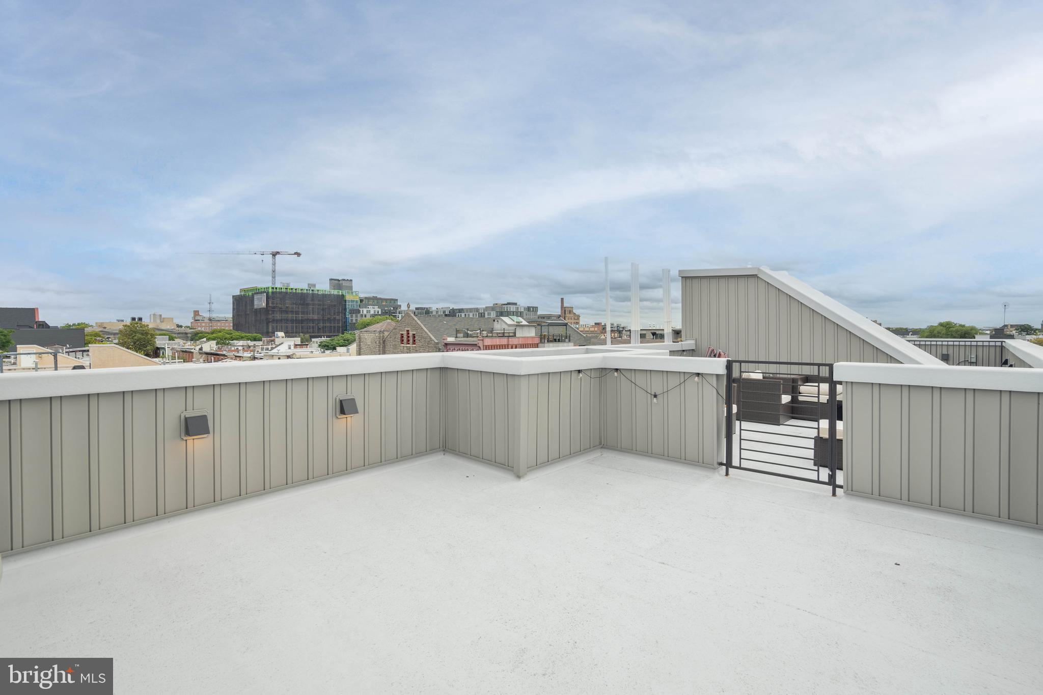 1623 Christian St #3