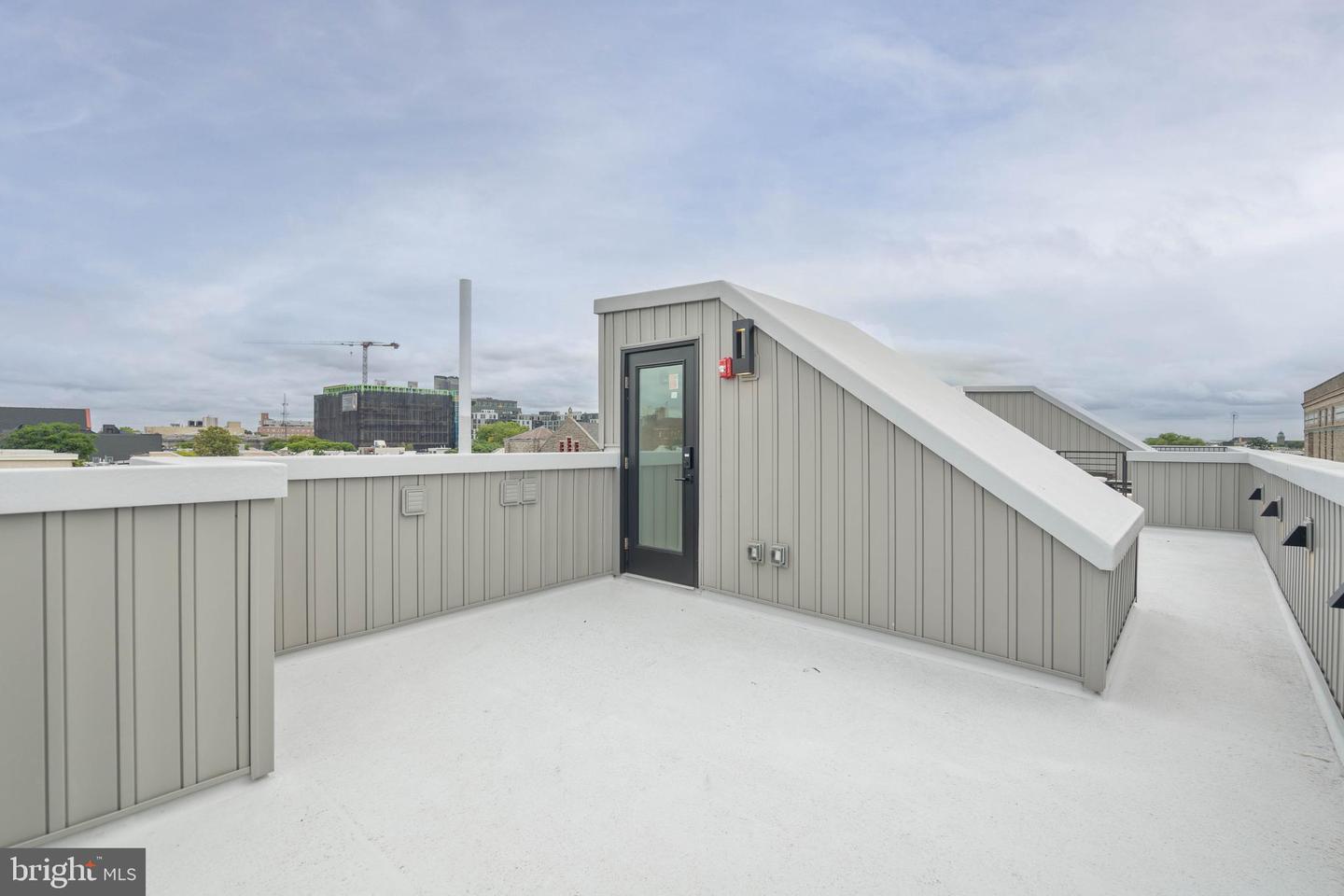 1623 Christian St #3