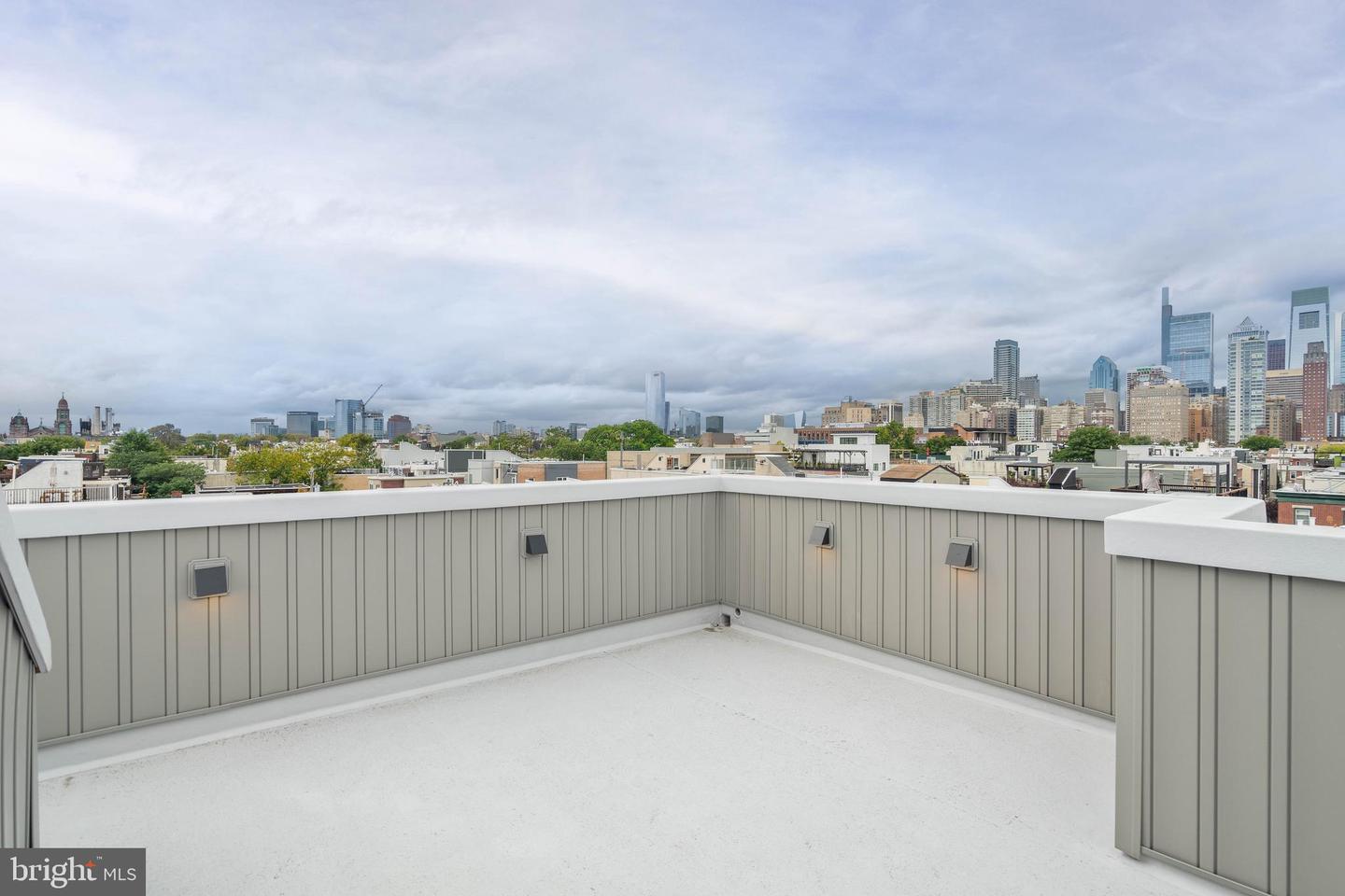 1623 Christian St #3