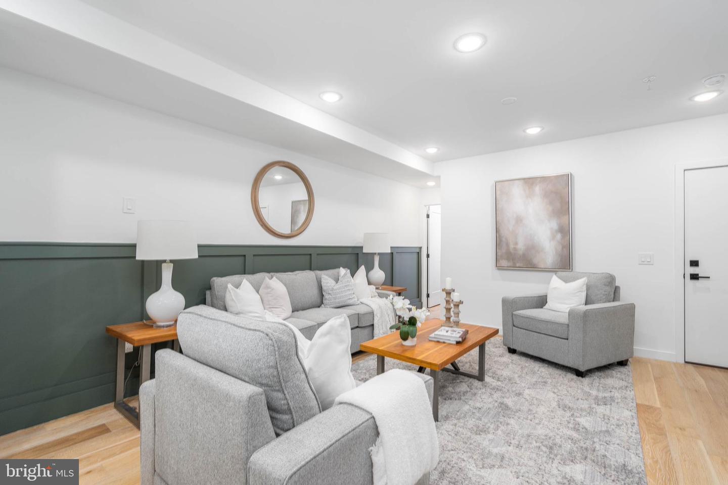 1623 Christian St #3