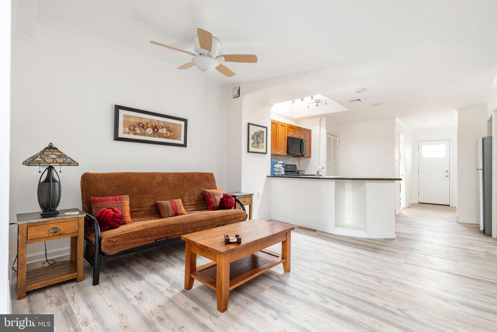 3152 BELGRADE ST #UPPER FLOOR