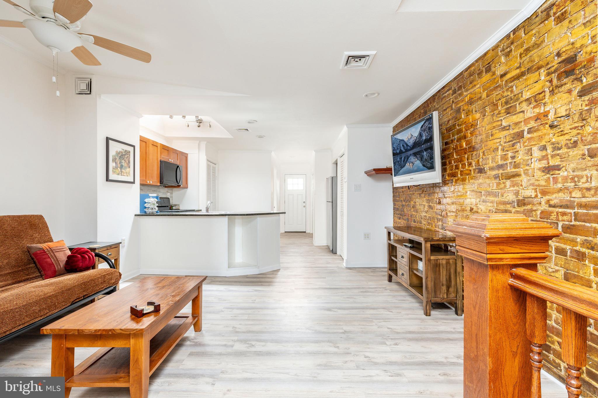 3152 BELGRADE ST #UPPER FLOOR