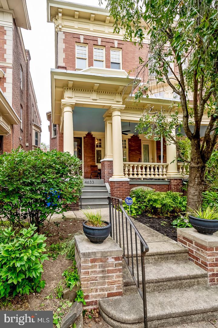 4633 Hazel Ave