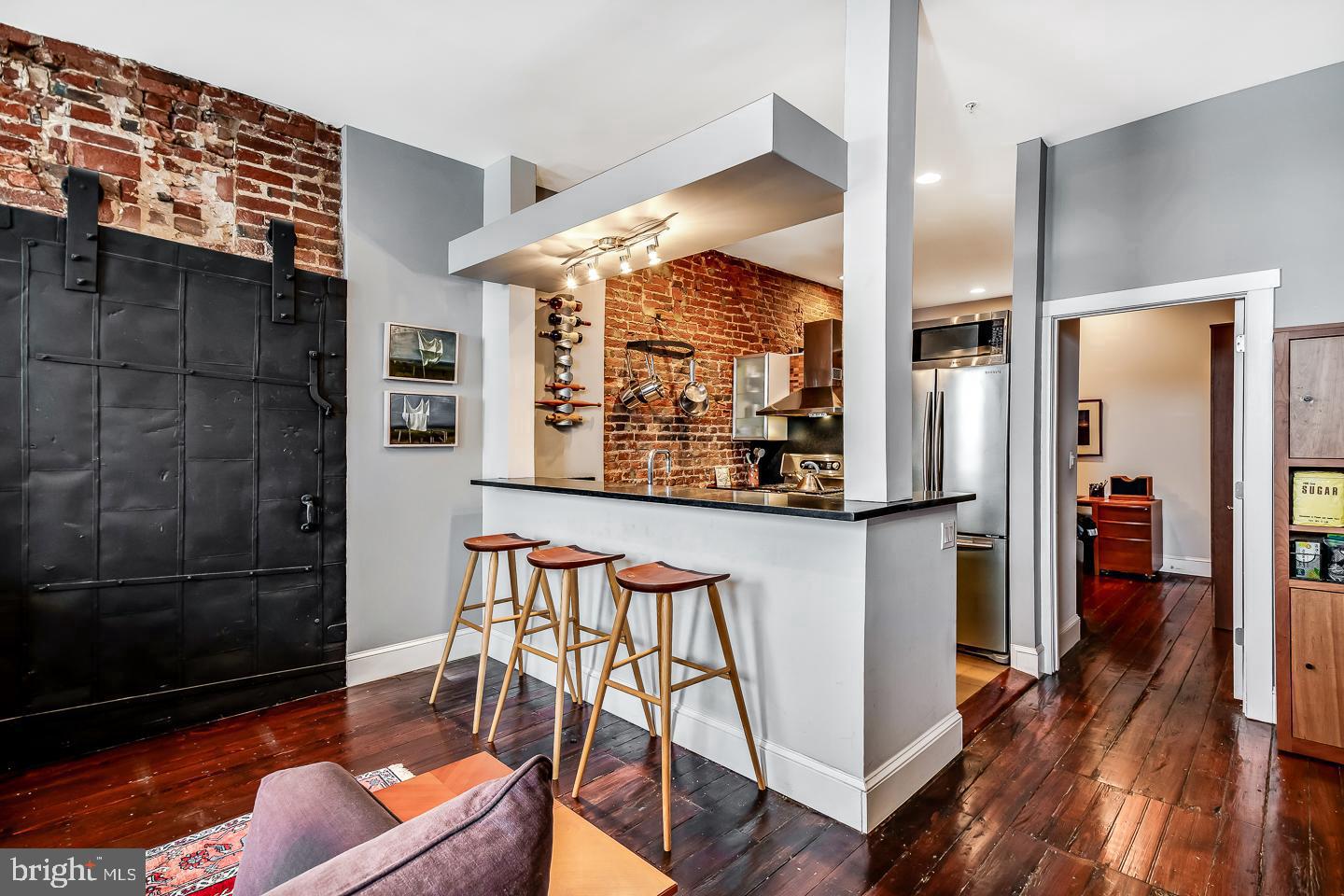 38 N Front St #3f