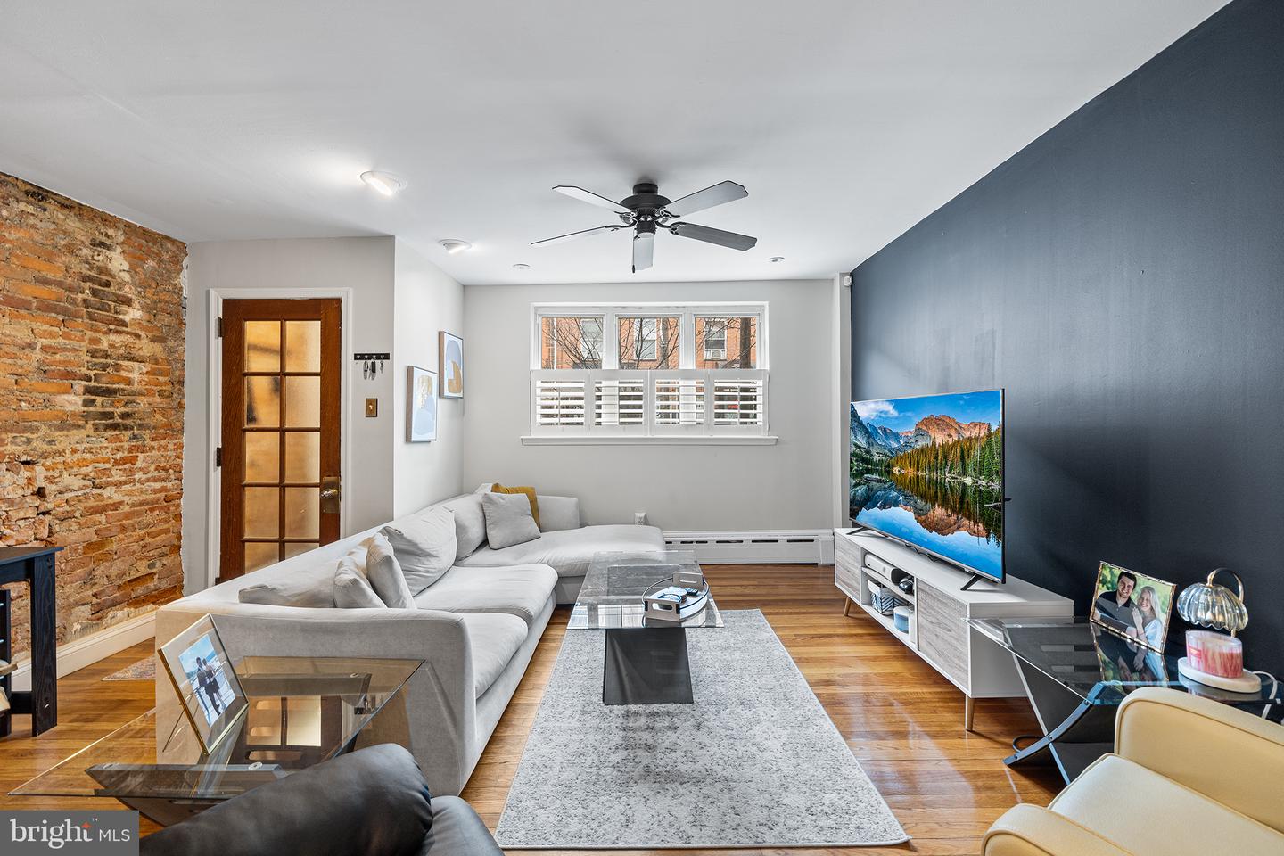 1340 E Passyunk Ave