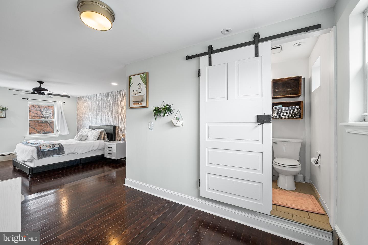 1340 E Passyunk Ave