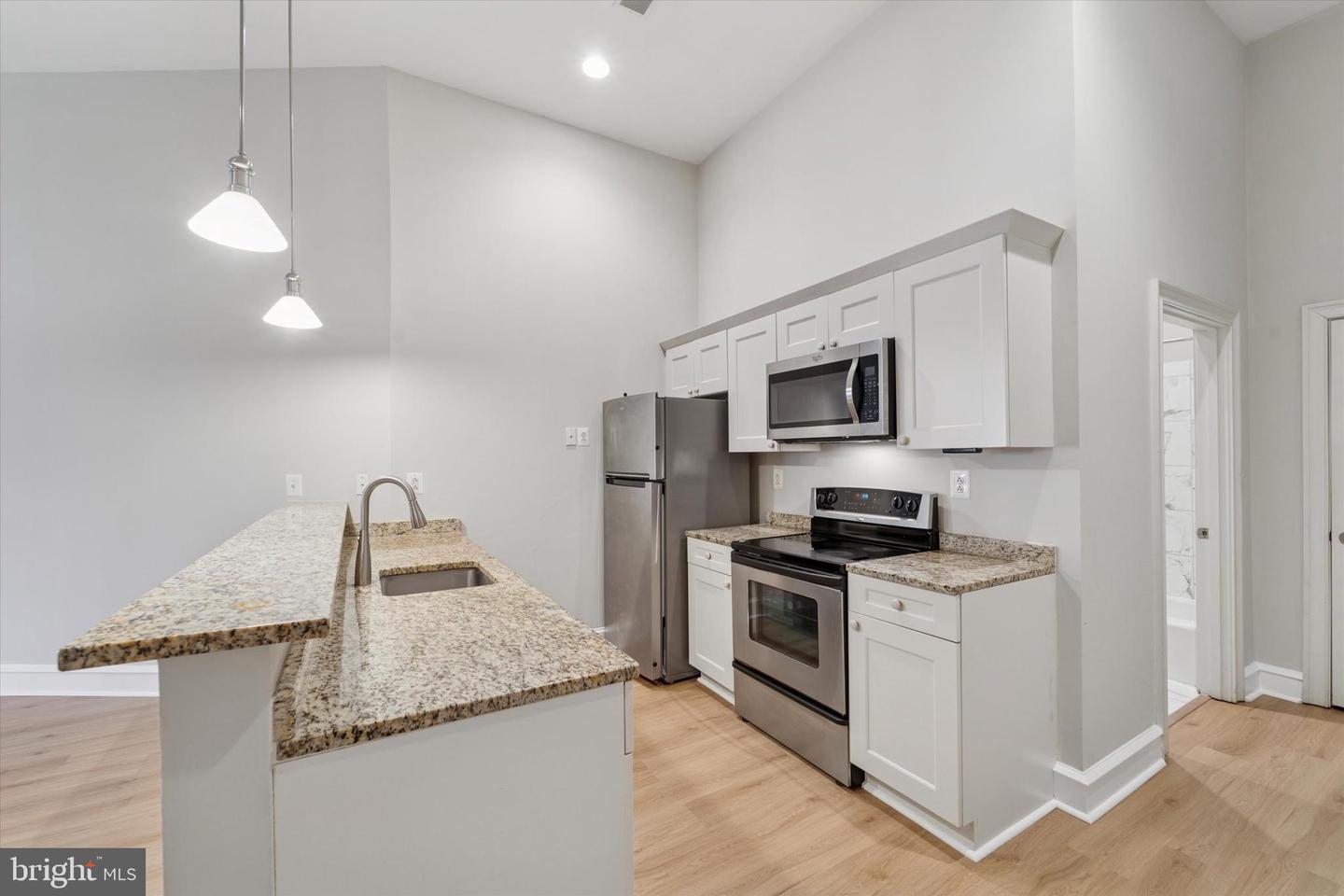 201 N 8th St #104