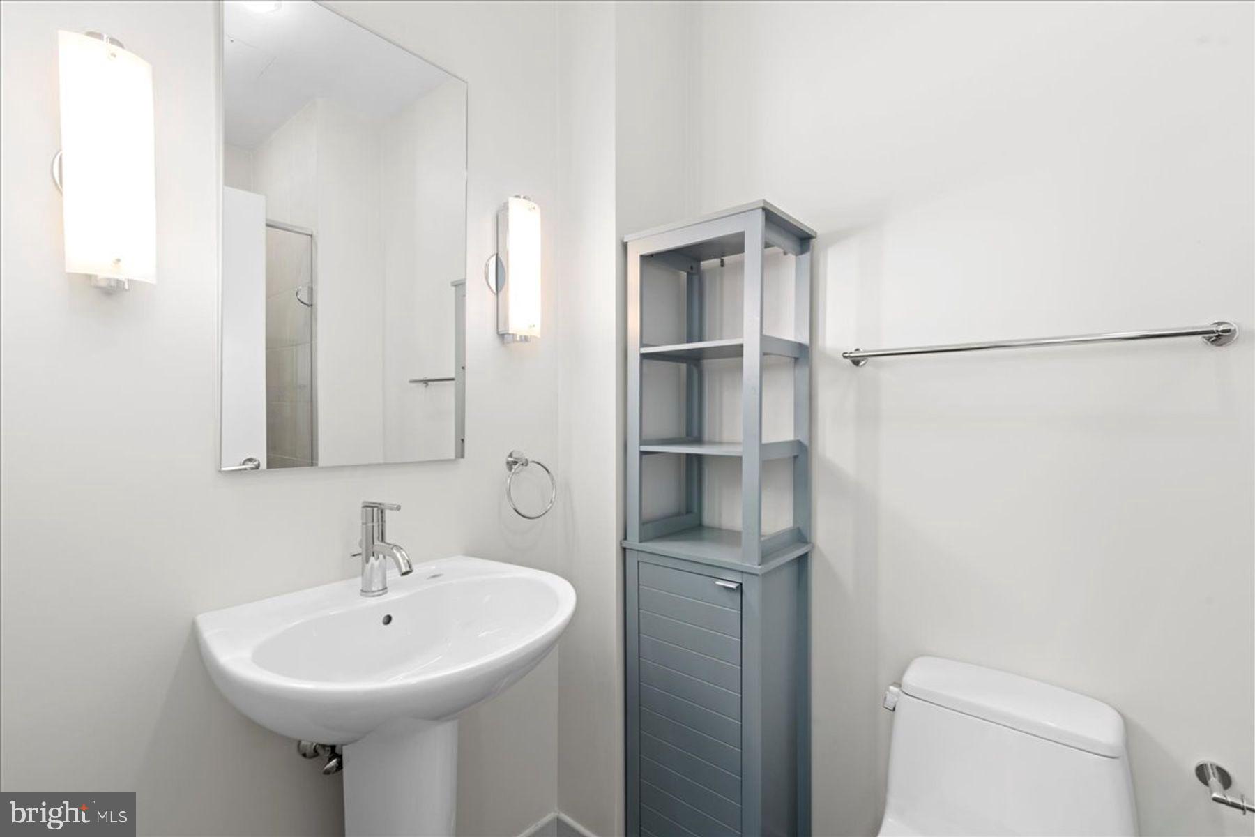 2101 MARKET ST #PH4304