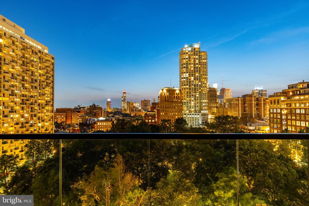 223 S 6th St #701/801
