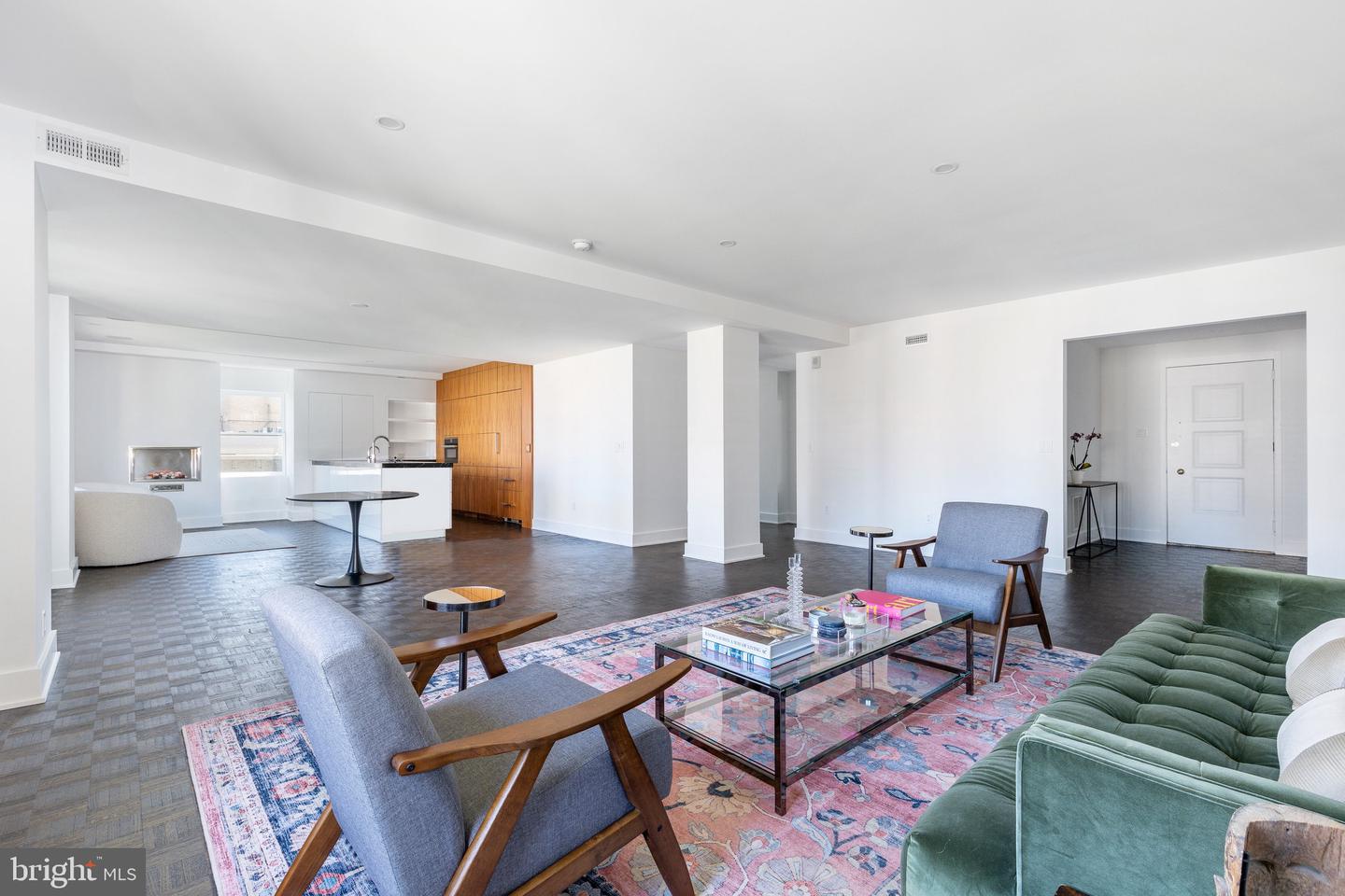 1830 Rittenhouse Sq #17b