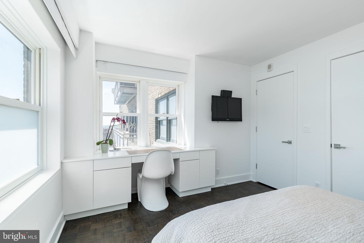 1830 Rittenhouse Sq #17b
