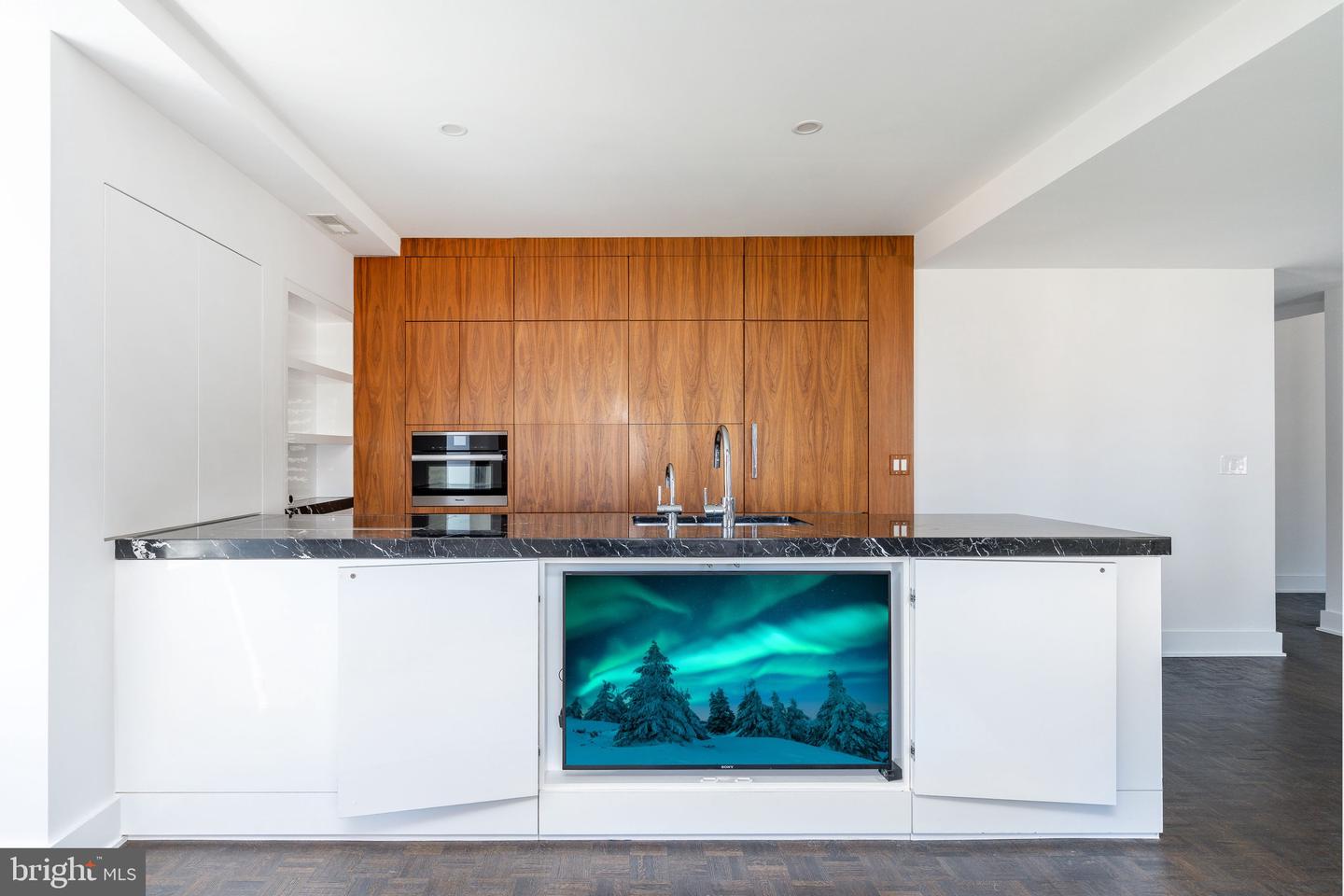 1830 Rittenhouse Sq #17b