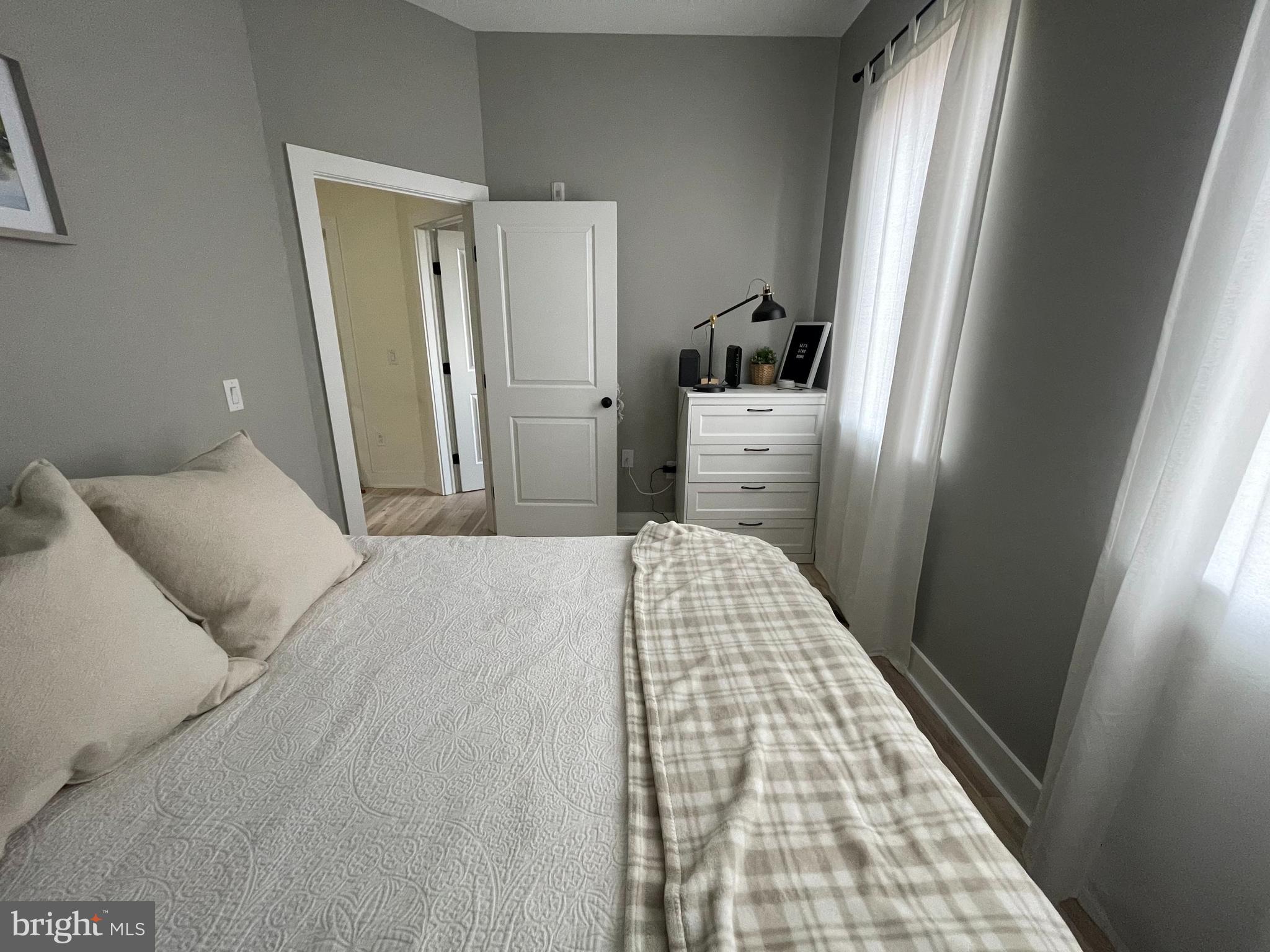 2547 GRAYS FERRY AVE #3