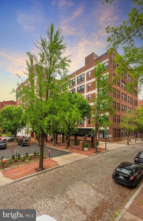 315 New St #611