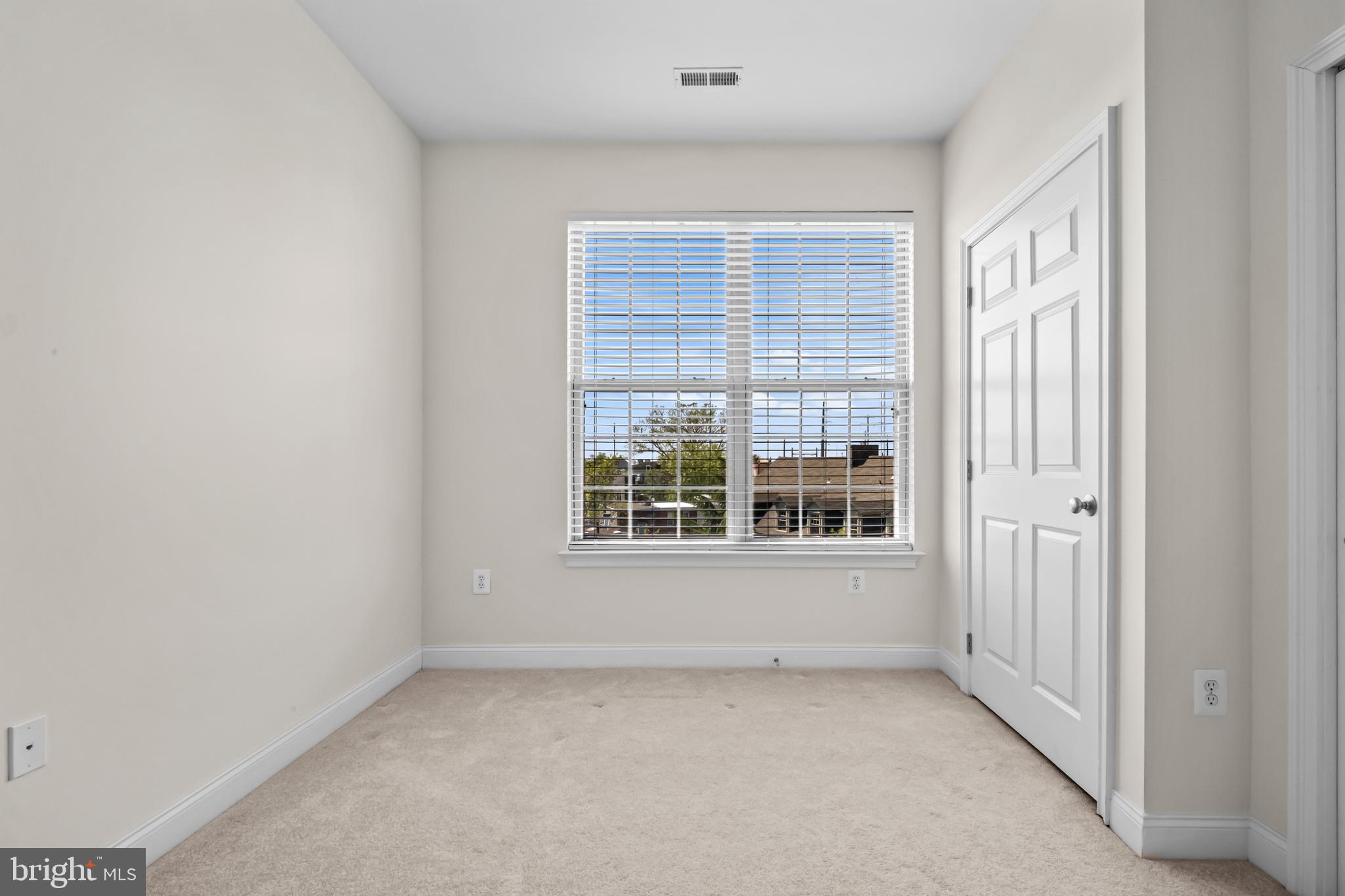 107 Surgeon Generals Ct