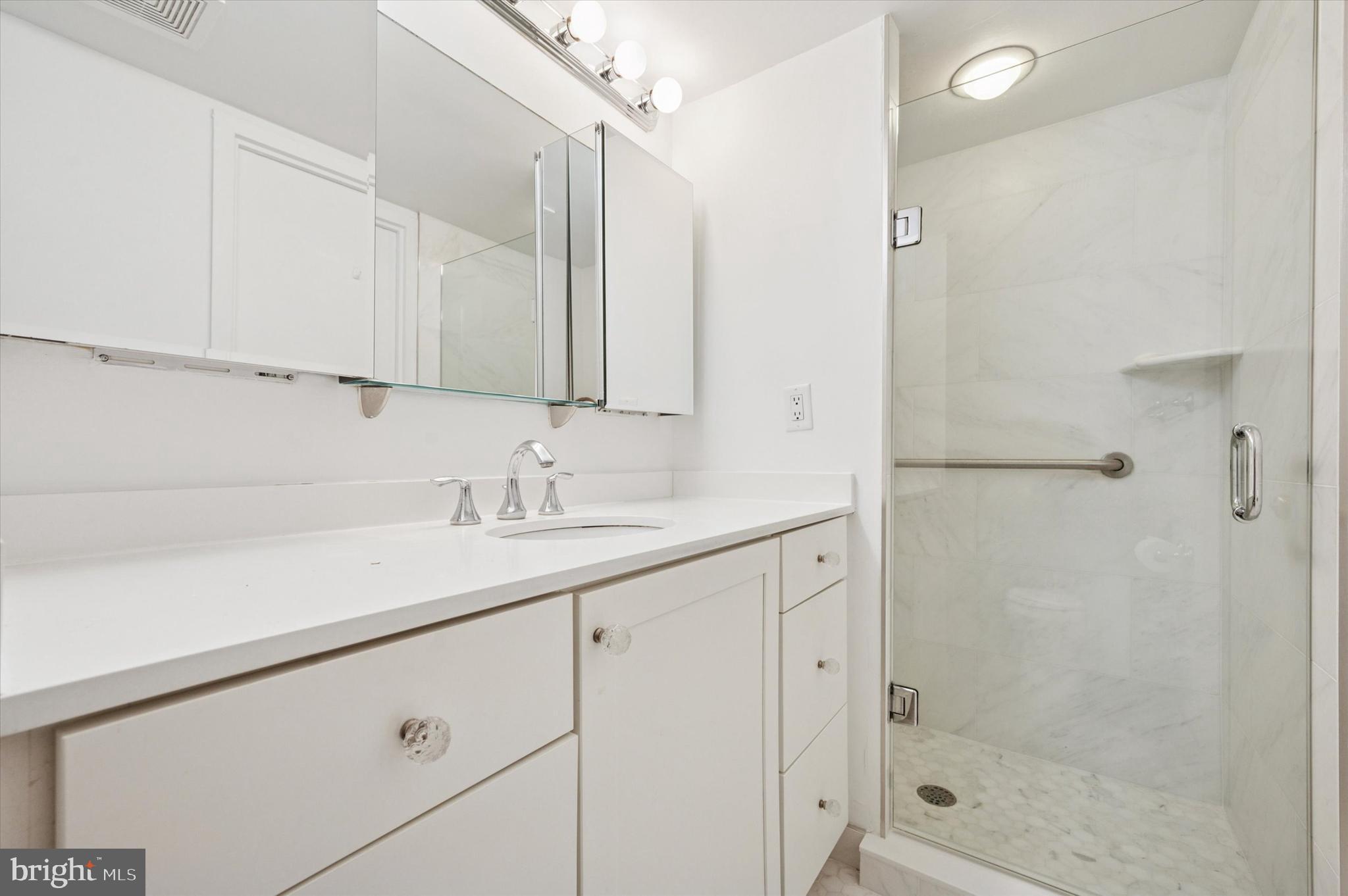 1420 LOCUST STREET 14N