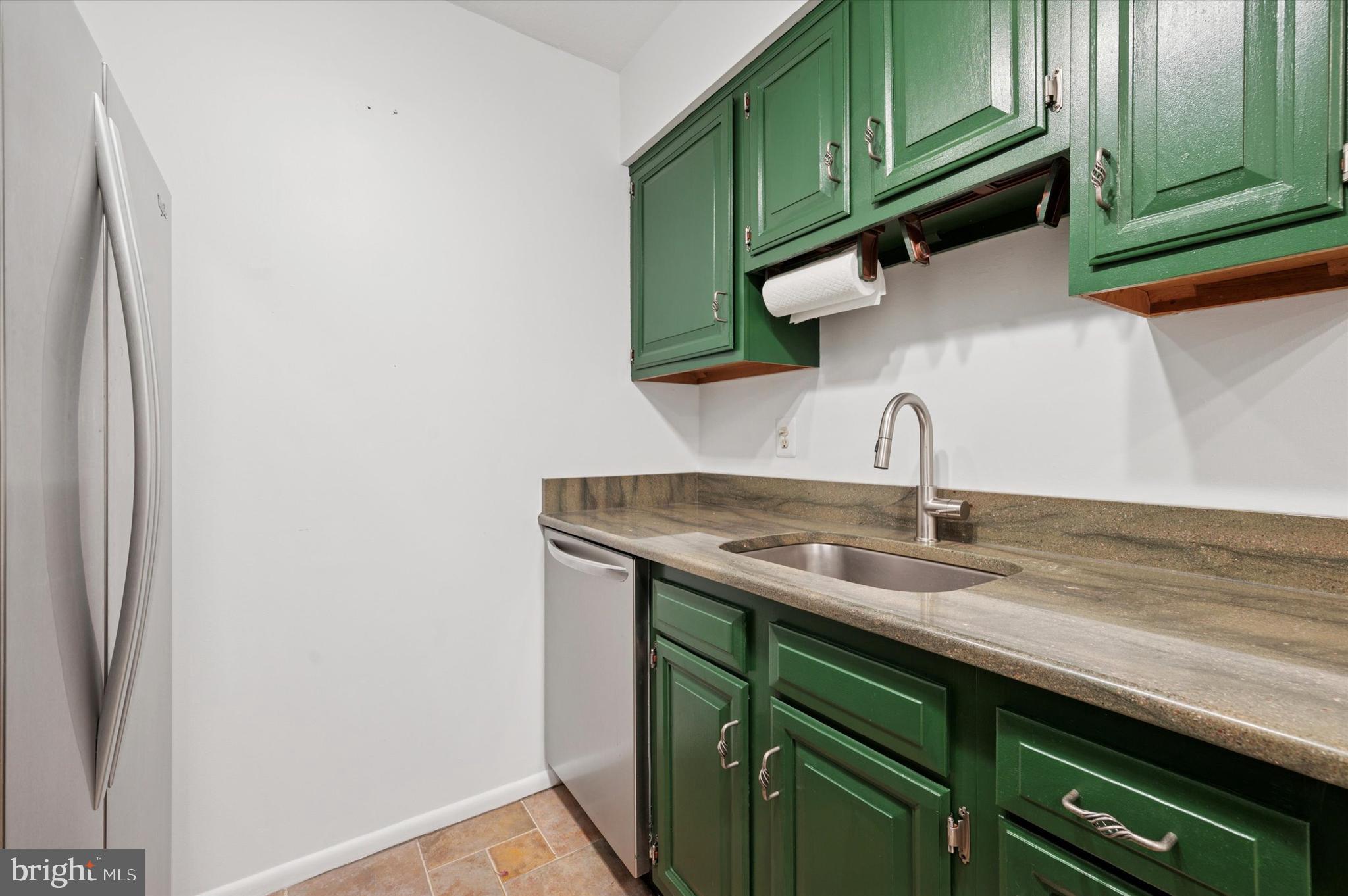 1420 LOCUST STREET 14N