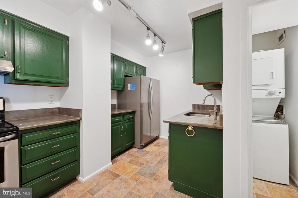1420 LOCUST STREET 14N