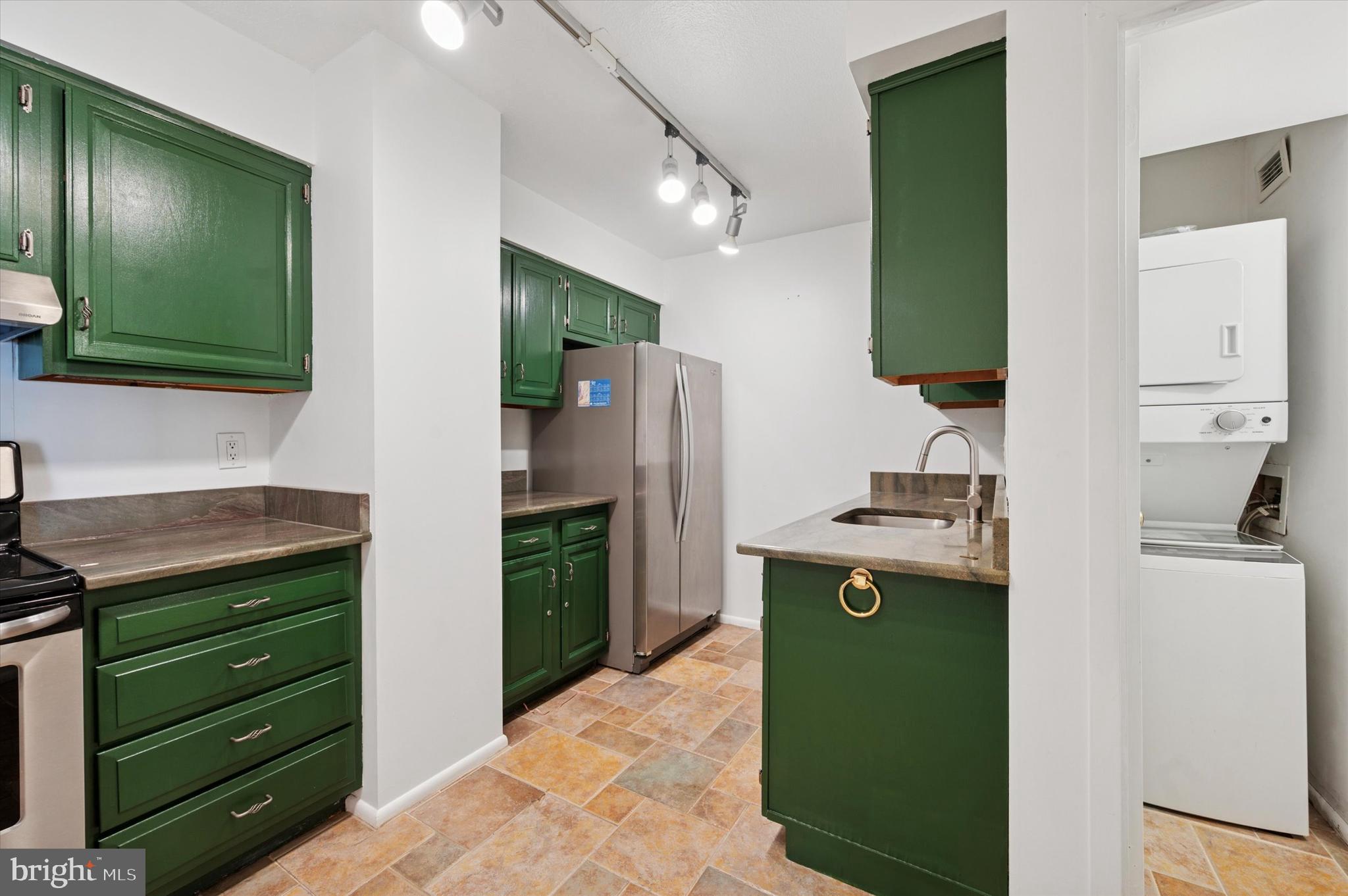 1420 LOCUST STREET 14N