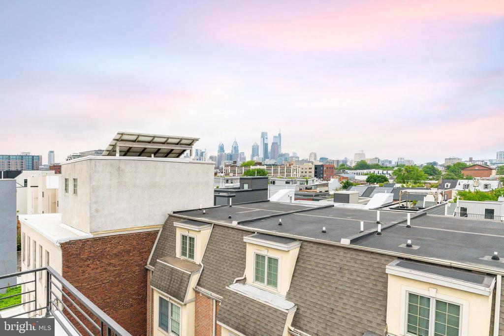 850 N 4th St #2