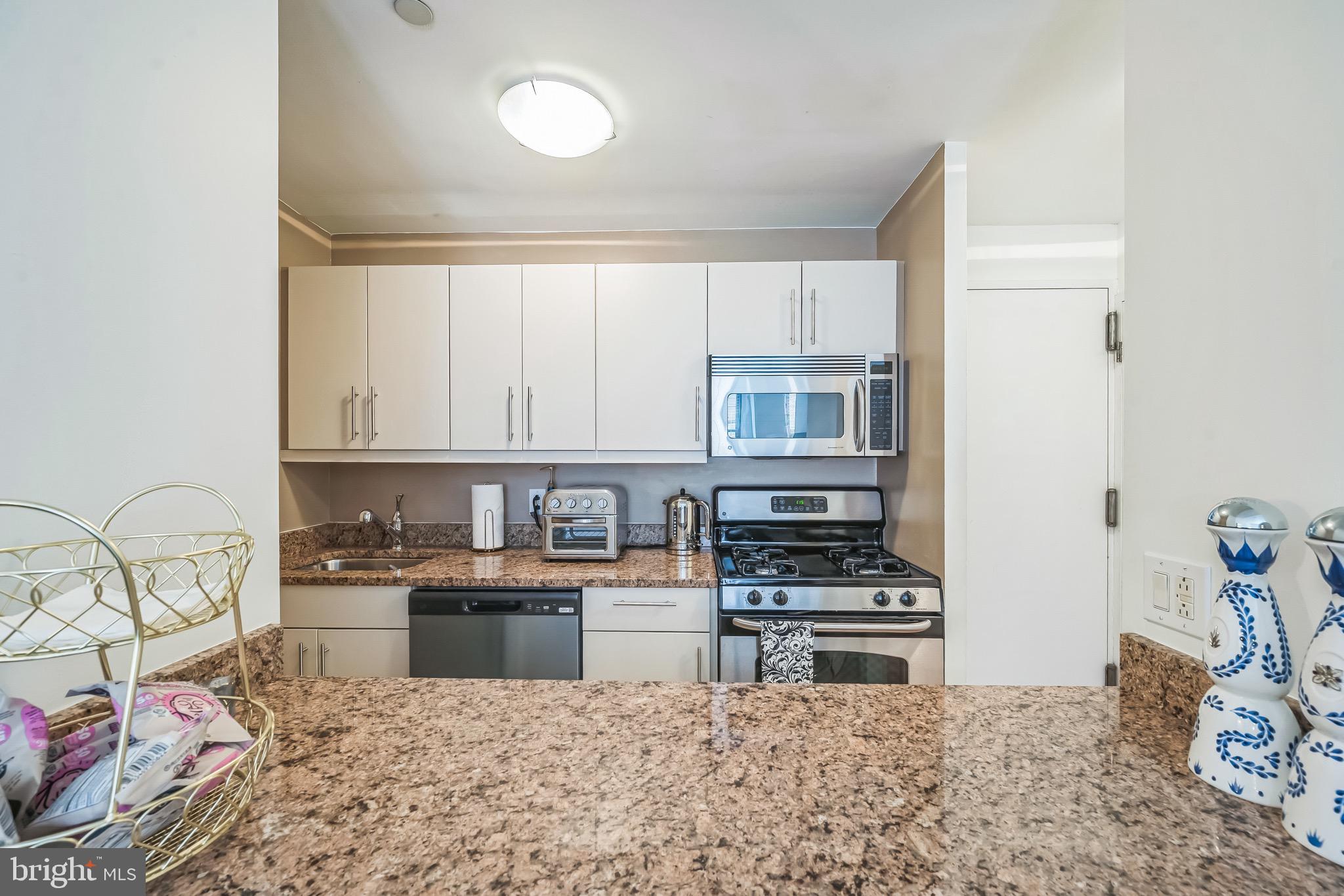 219 S 18TH STREET 29 1522