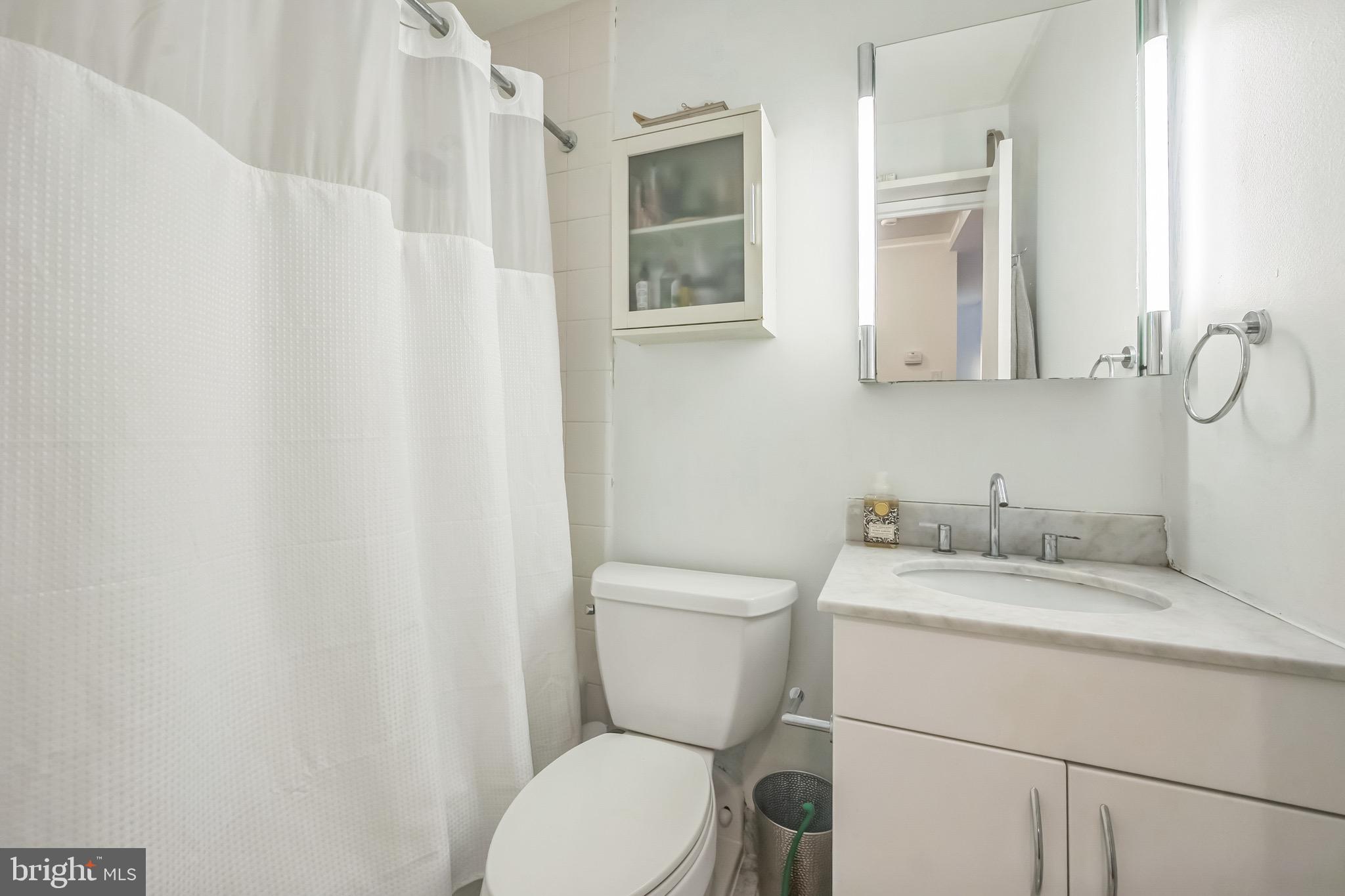 219 S 18TH STREET 29 1522