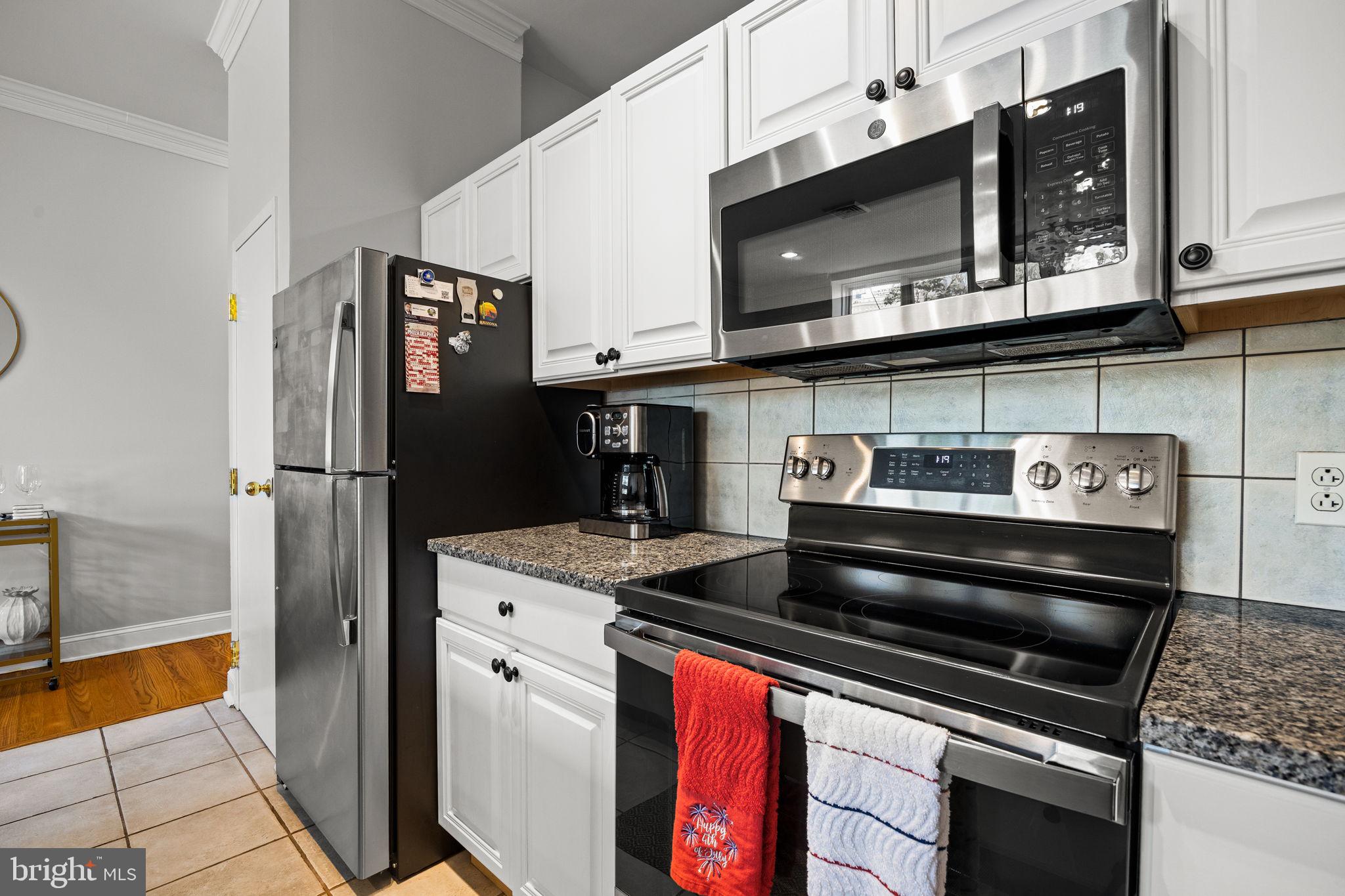 415 S 19TH STREET 3D