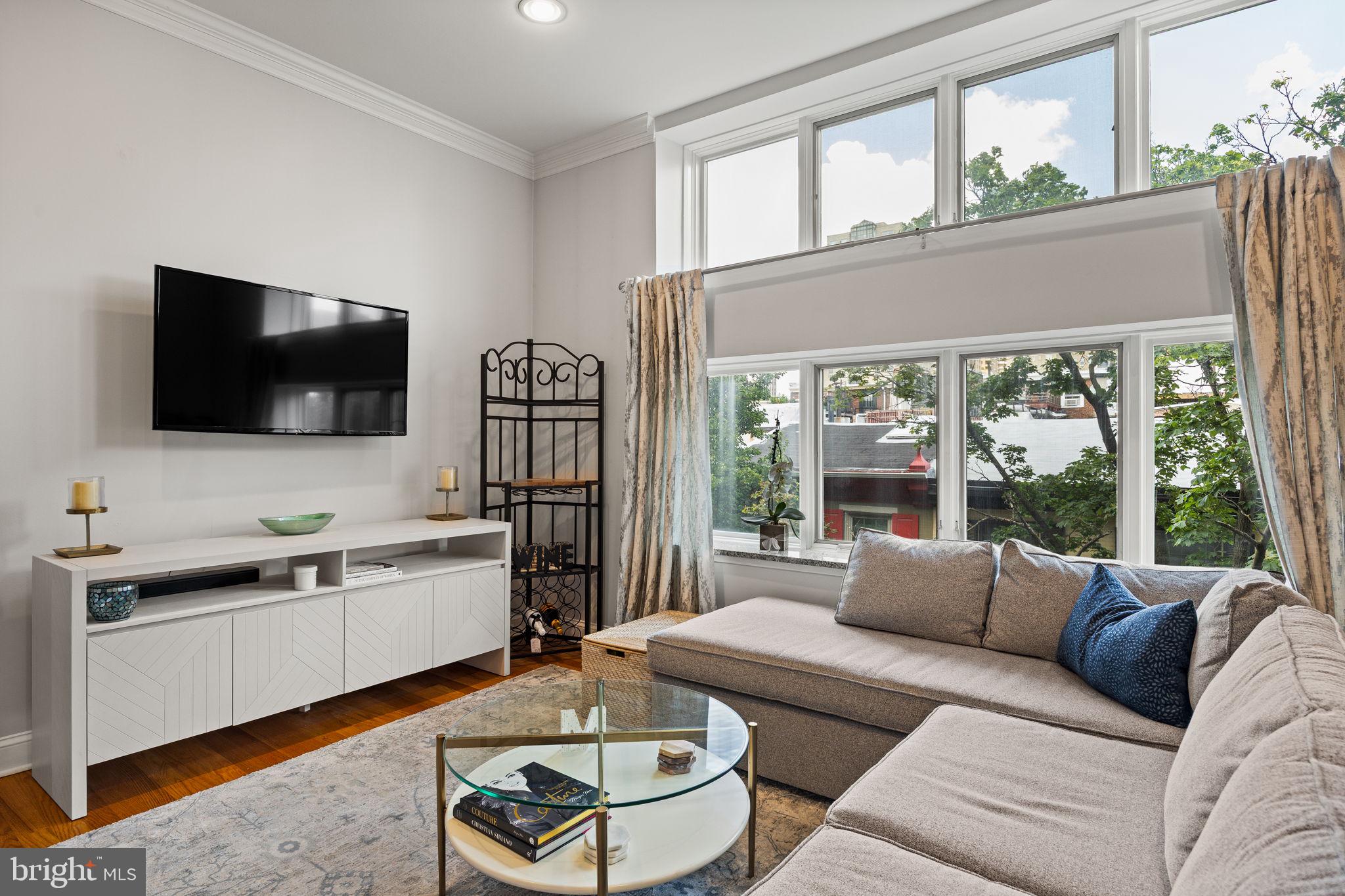 415 S 19TH STREET 3D