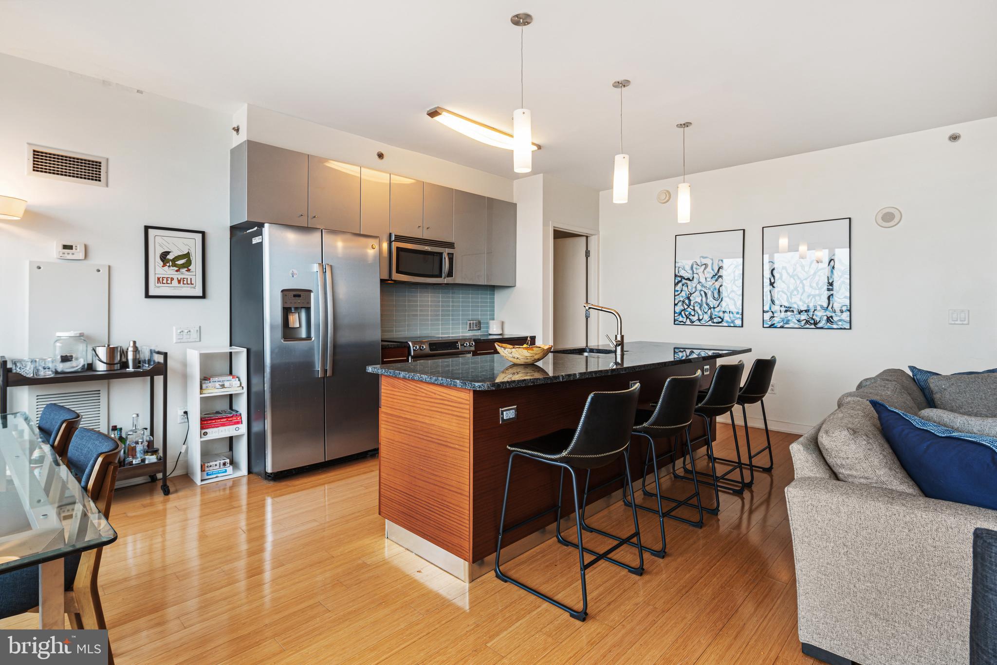 2101 Market St #2801