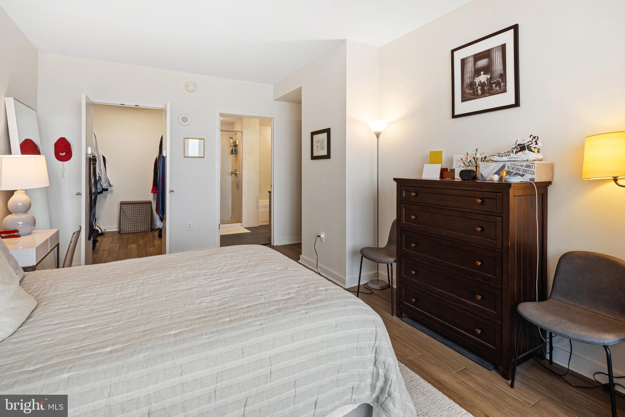 2101 Market St #2801