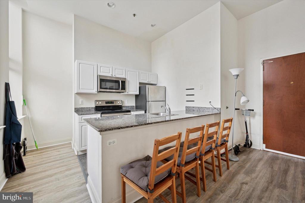 1001 CHESTNUT STREET 13 904W
