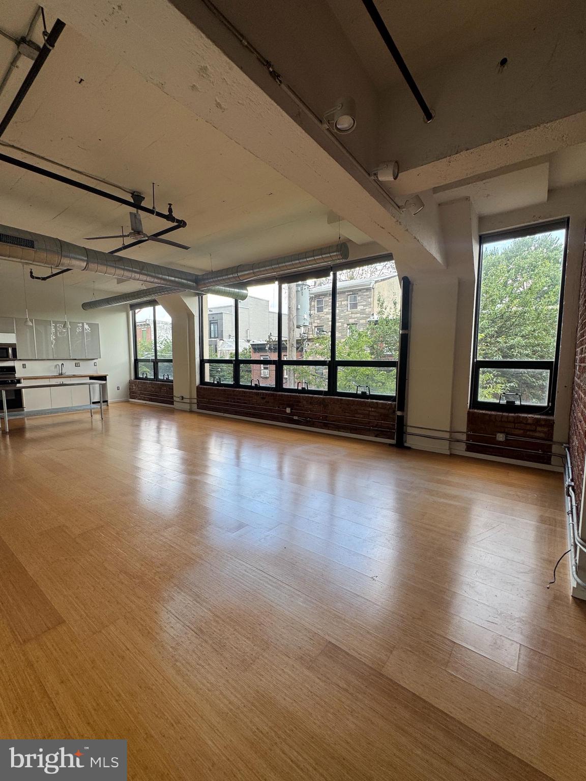 1714 MEMPHIS ST #212